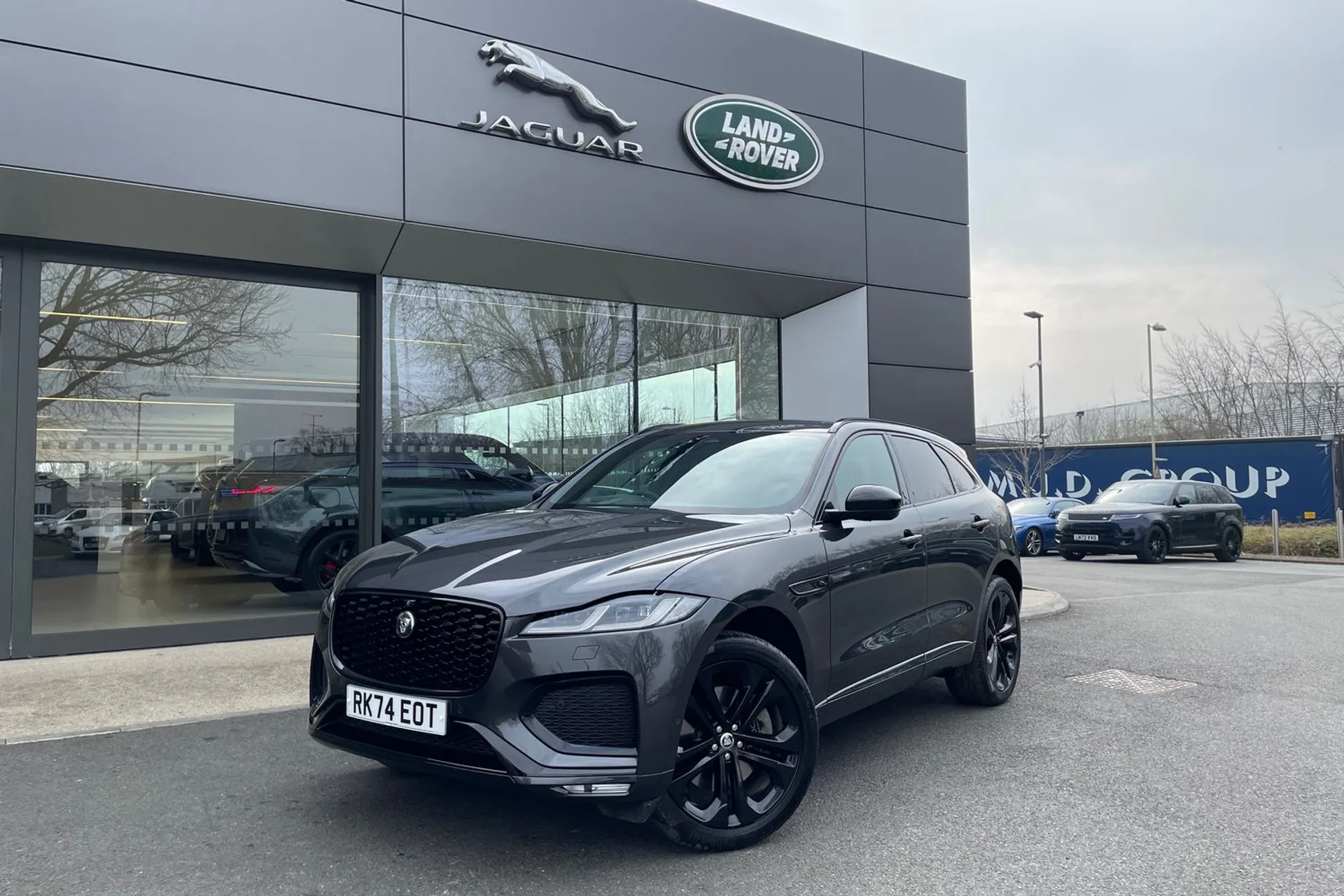 Jaguar F-PACE thumbnail image number 29