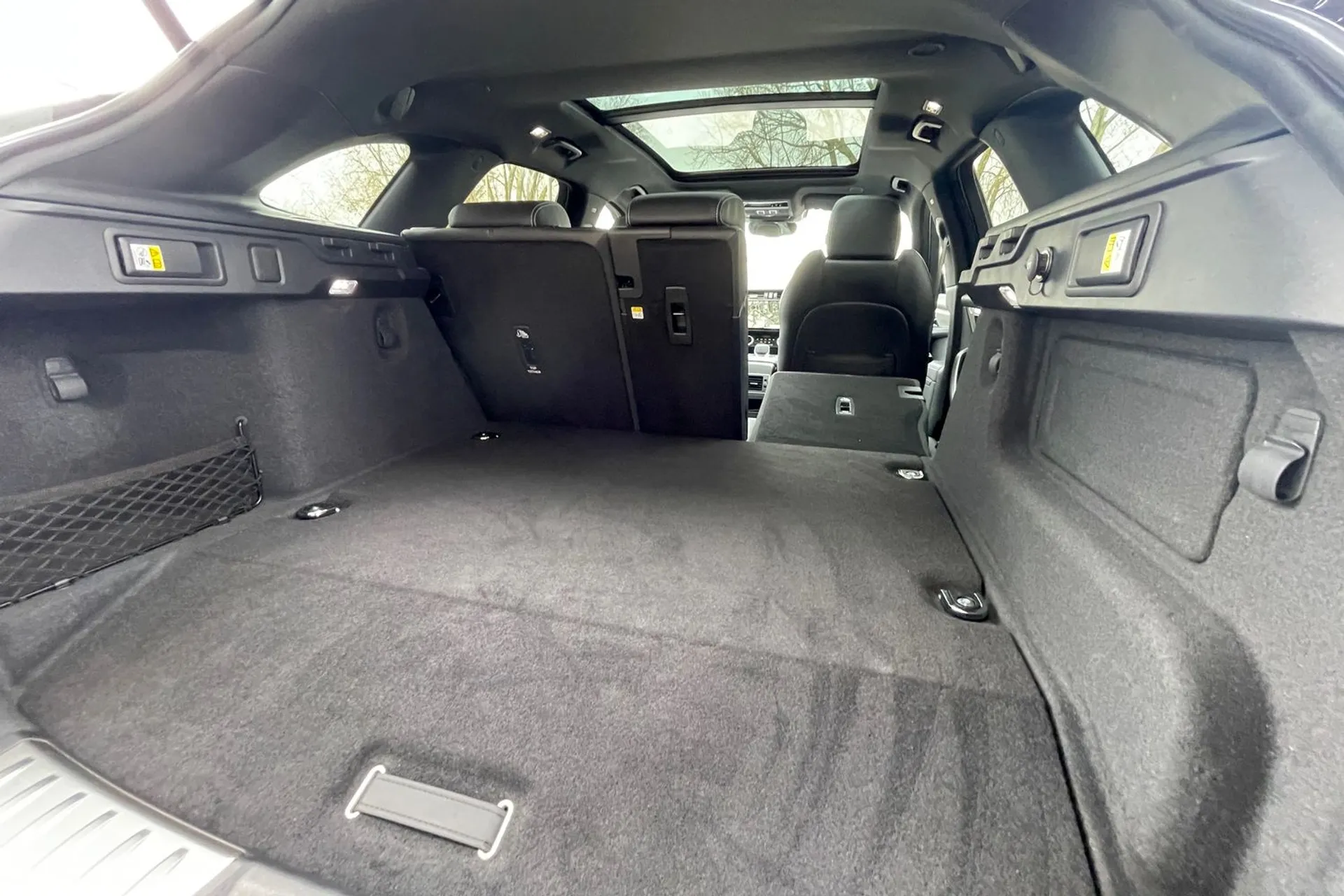 Jaguar F-PACE thumbnail image number 50