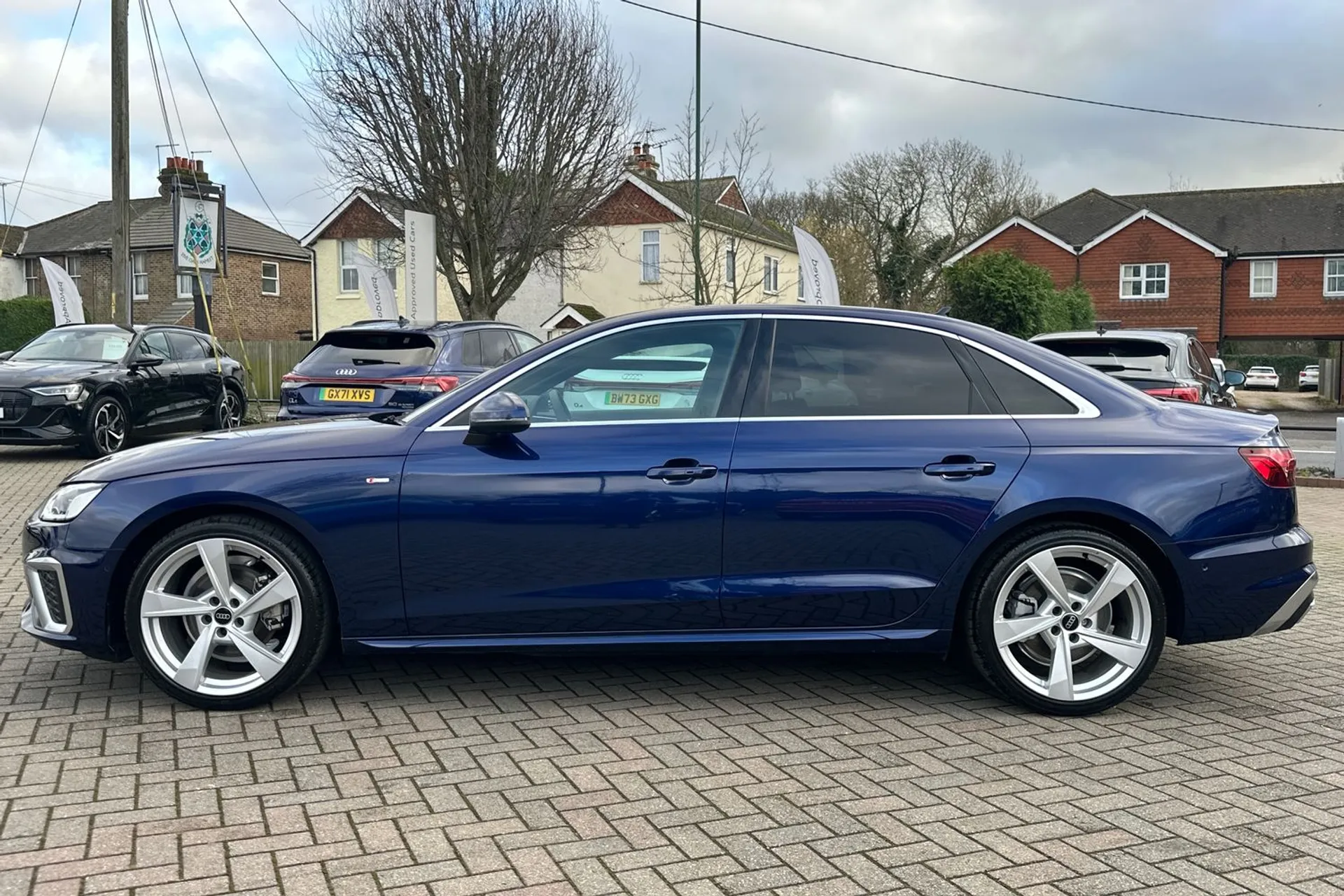 Audi A4 thumbnail image number 18