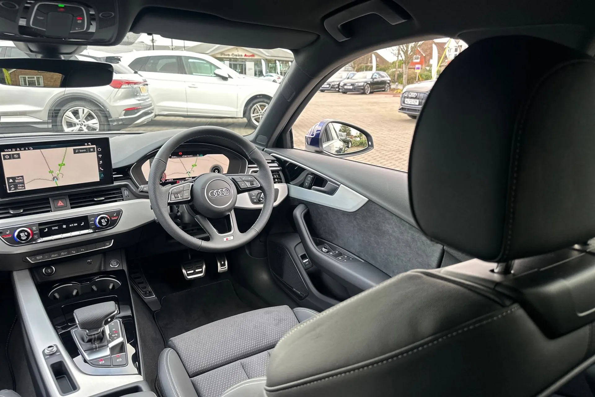 Audi A4 thumbnail image number 34