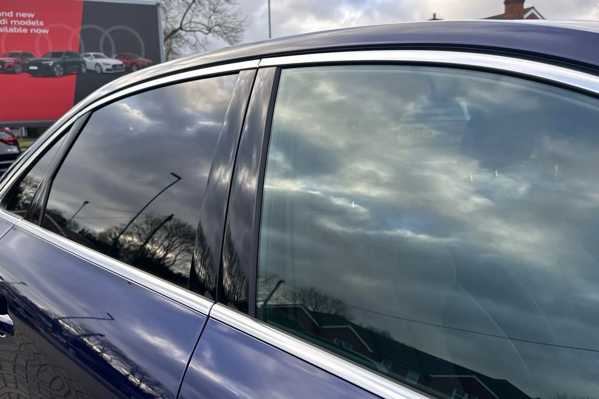 Audi A4 thumbnail image number 39
