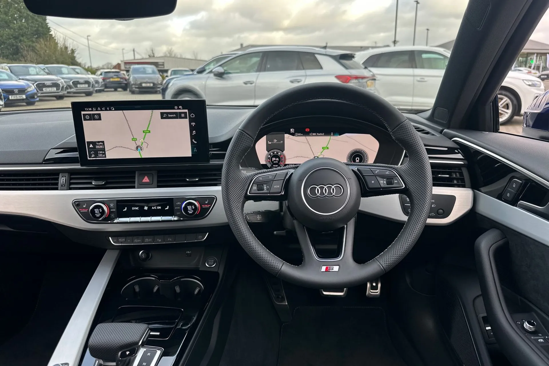 Audi A4 thumbnail image number 33