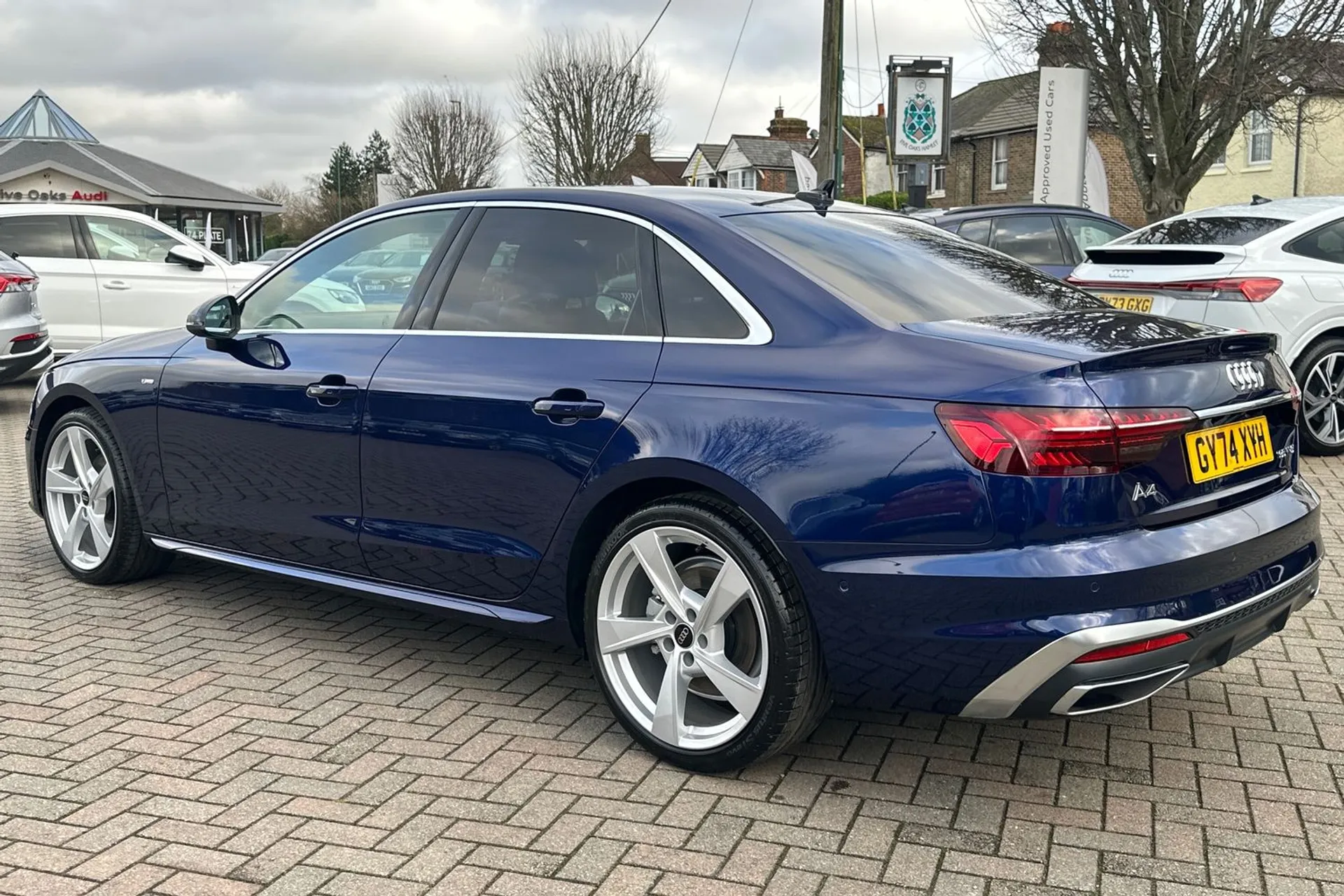 Audi A4 thumbnail image number 4