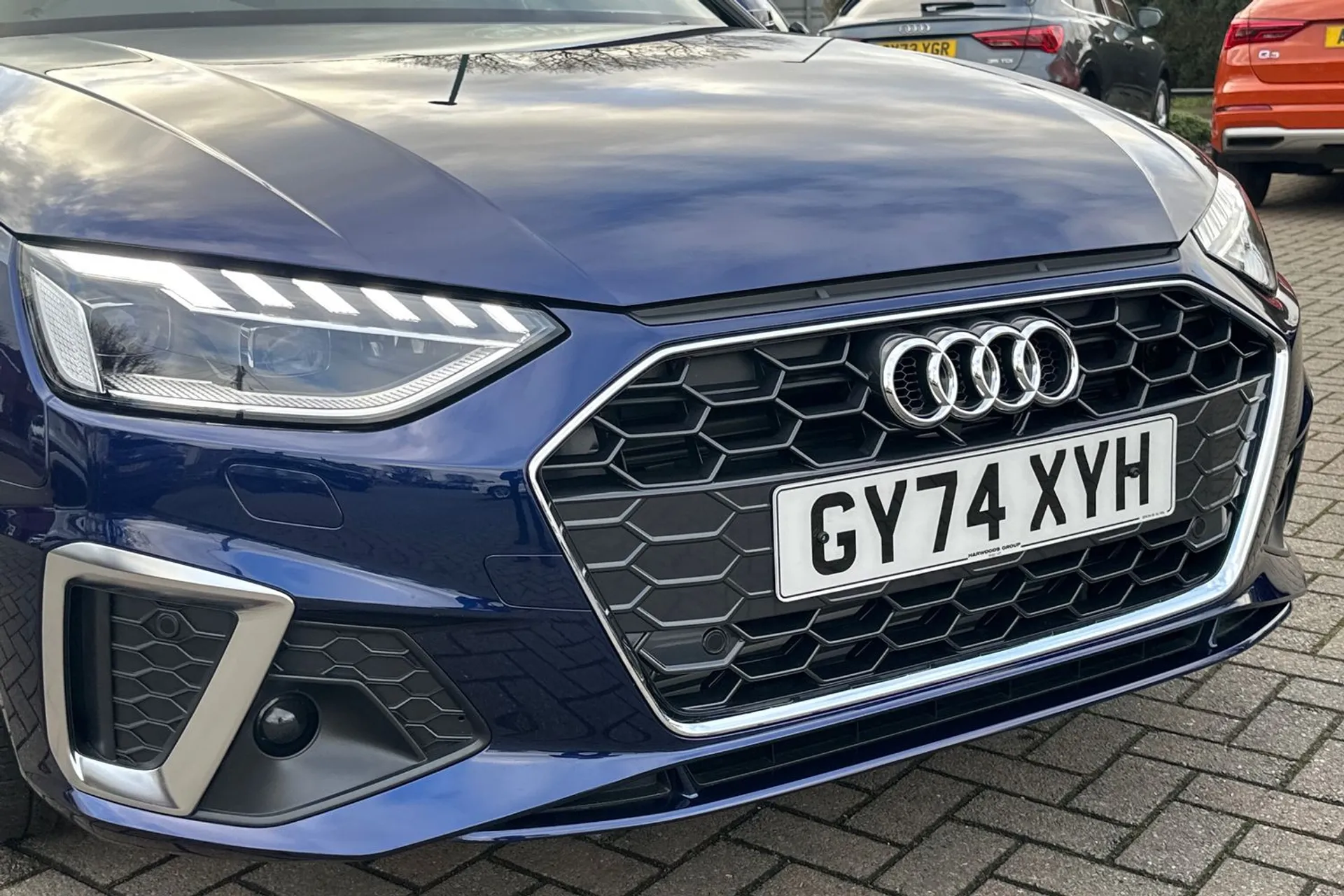 Audi A4 thumbnail image number 46