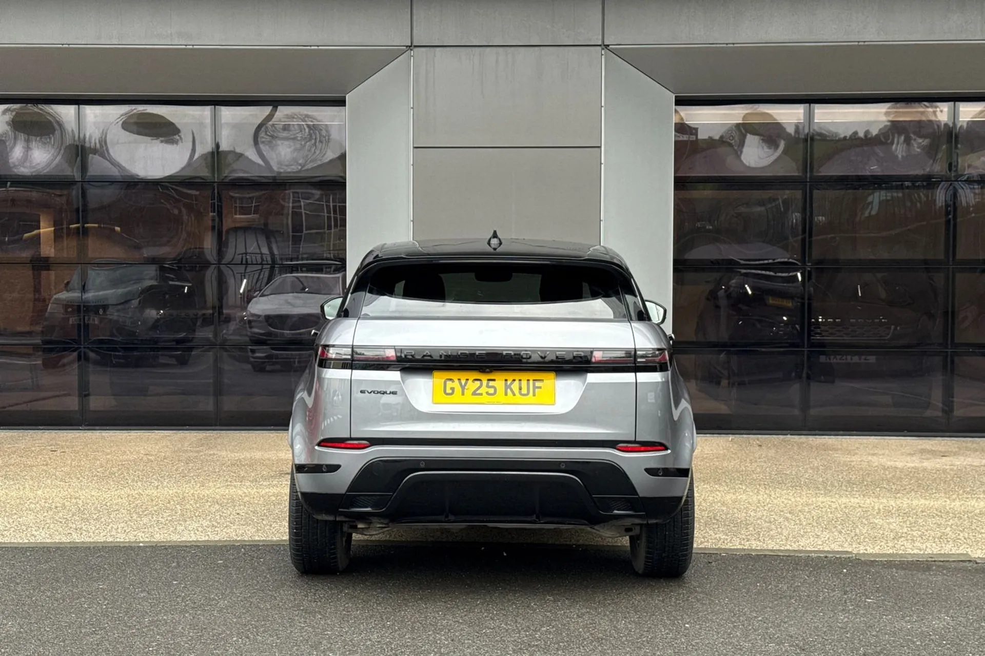 LAND ROVER RANGE ROVER EVOQUE thumbnail image number 7