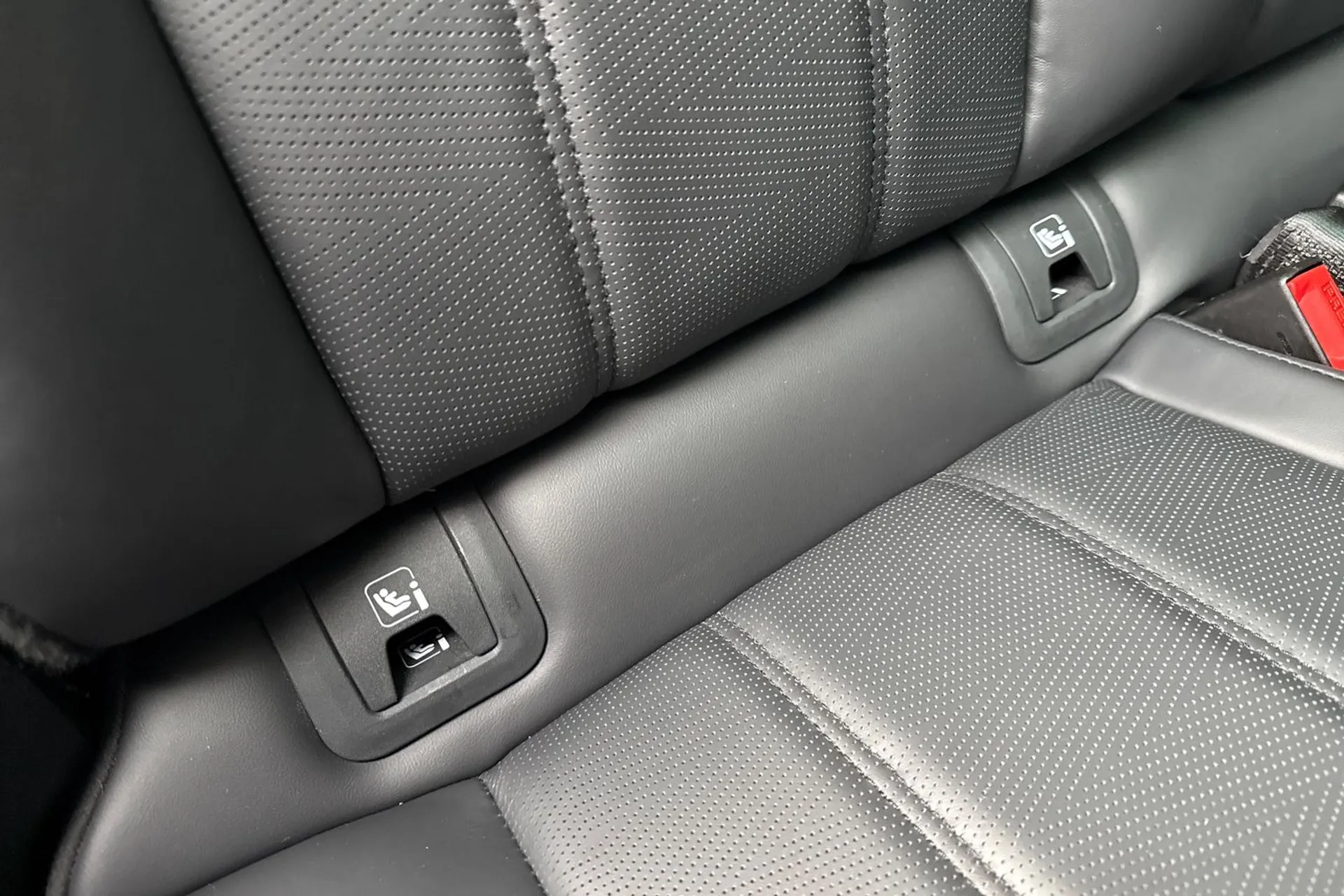 LAND ROVER RANGE ROVER EVOQUE thumbnail image number 34