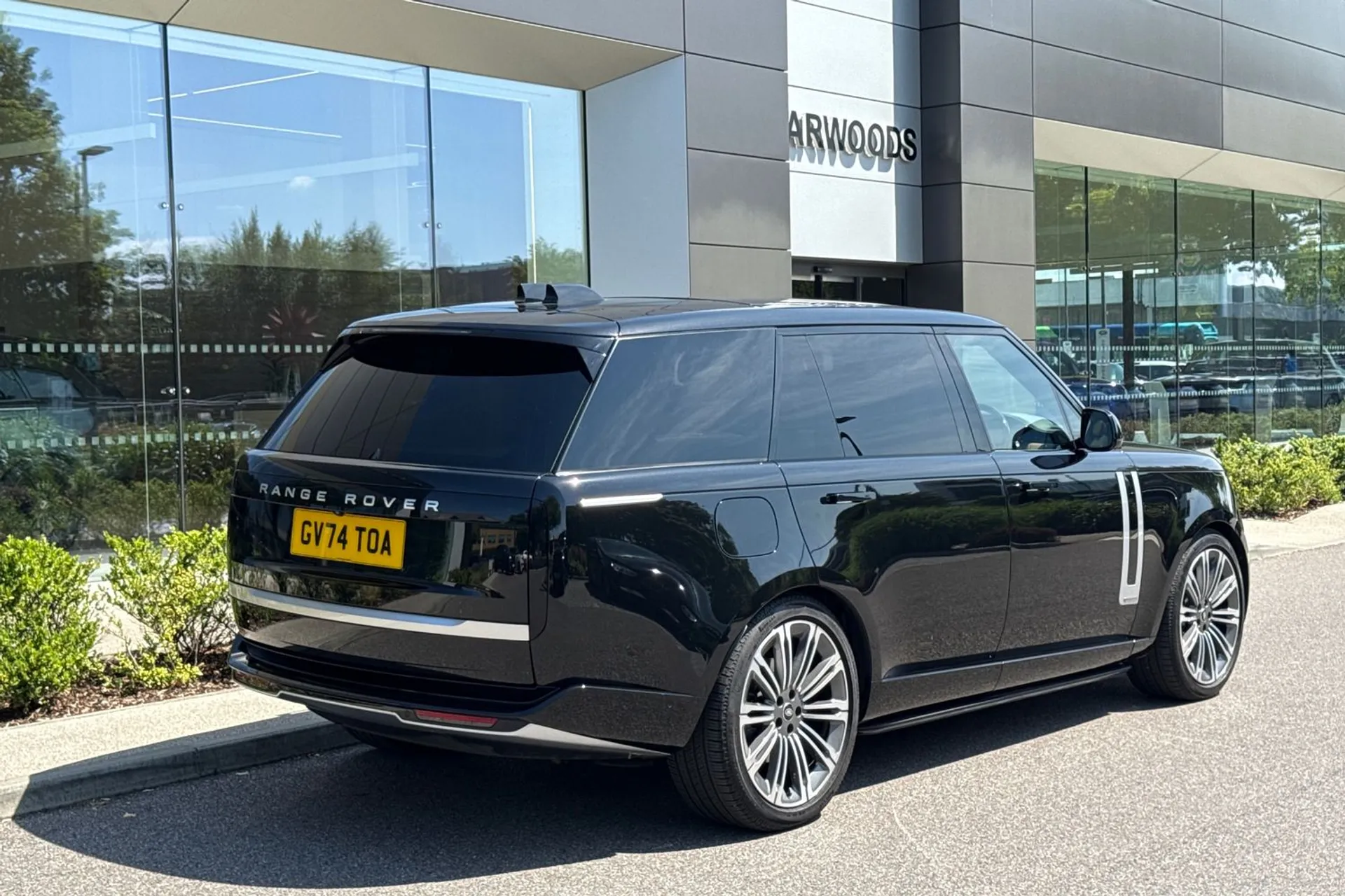 LAND ROVER RANGE ROVER thumbnail image number 13