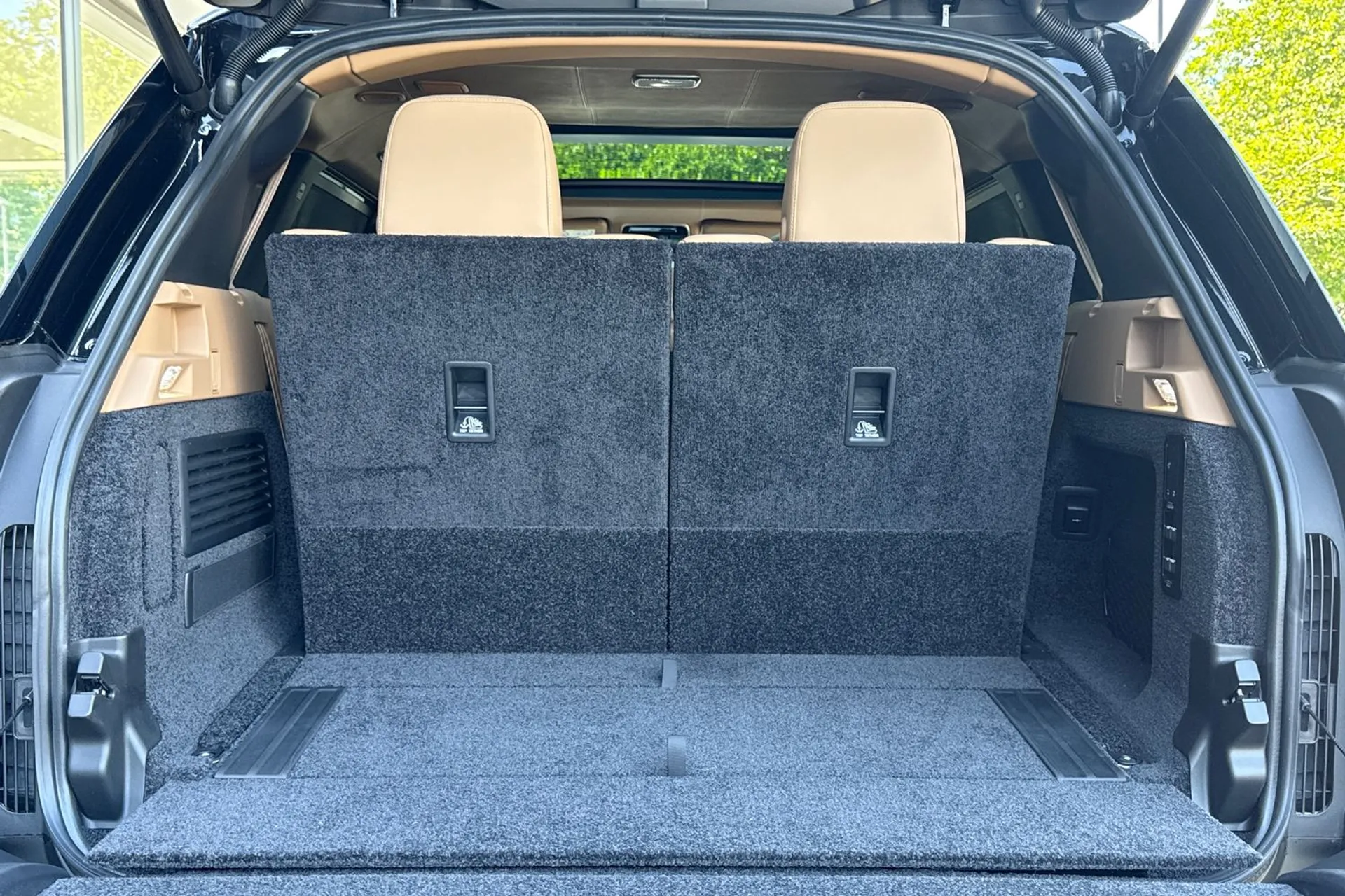 LAND ROVER RANGE ROVER thumbnail image number 43