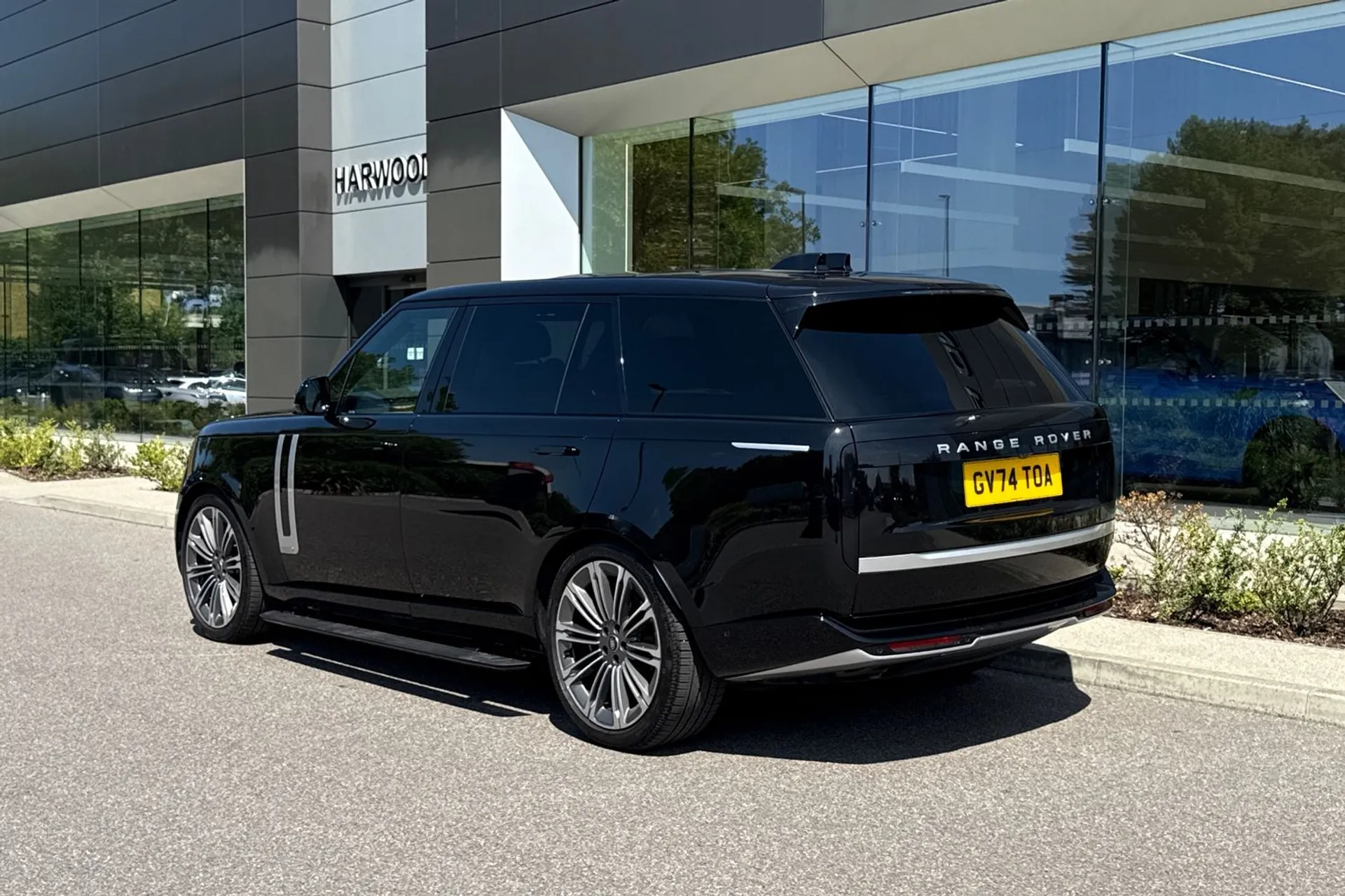 LAND ROVER RANGE ROVER thumbnail image number 15