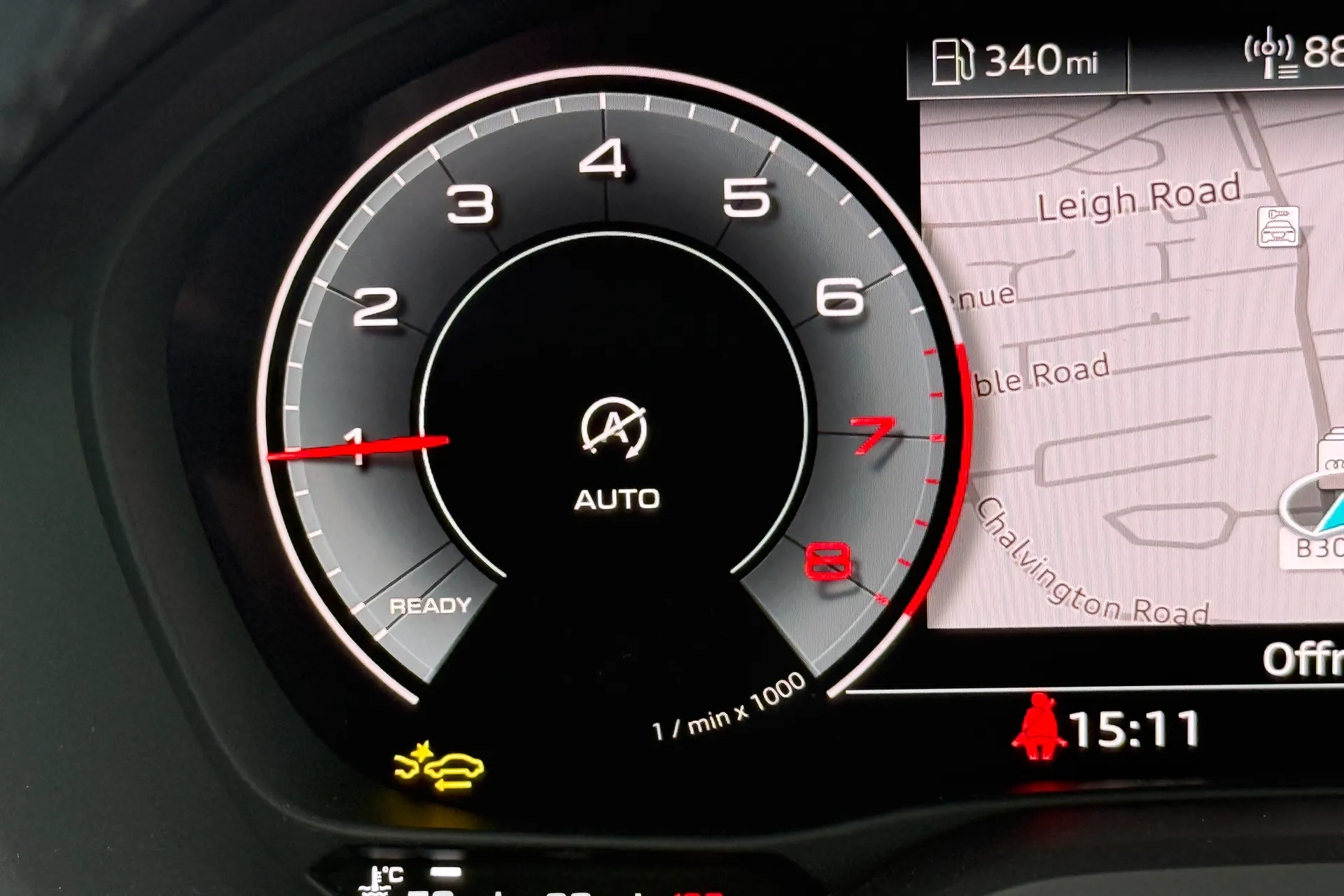 Audi Q2 thumbnail image number 11