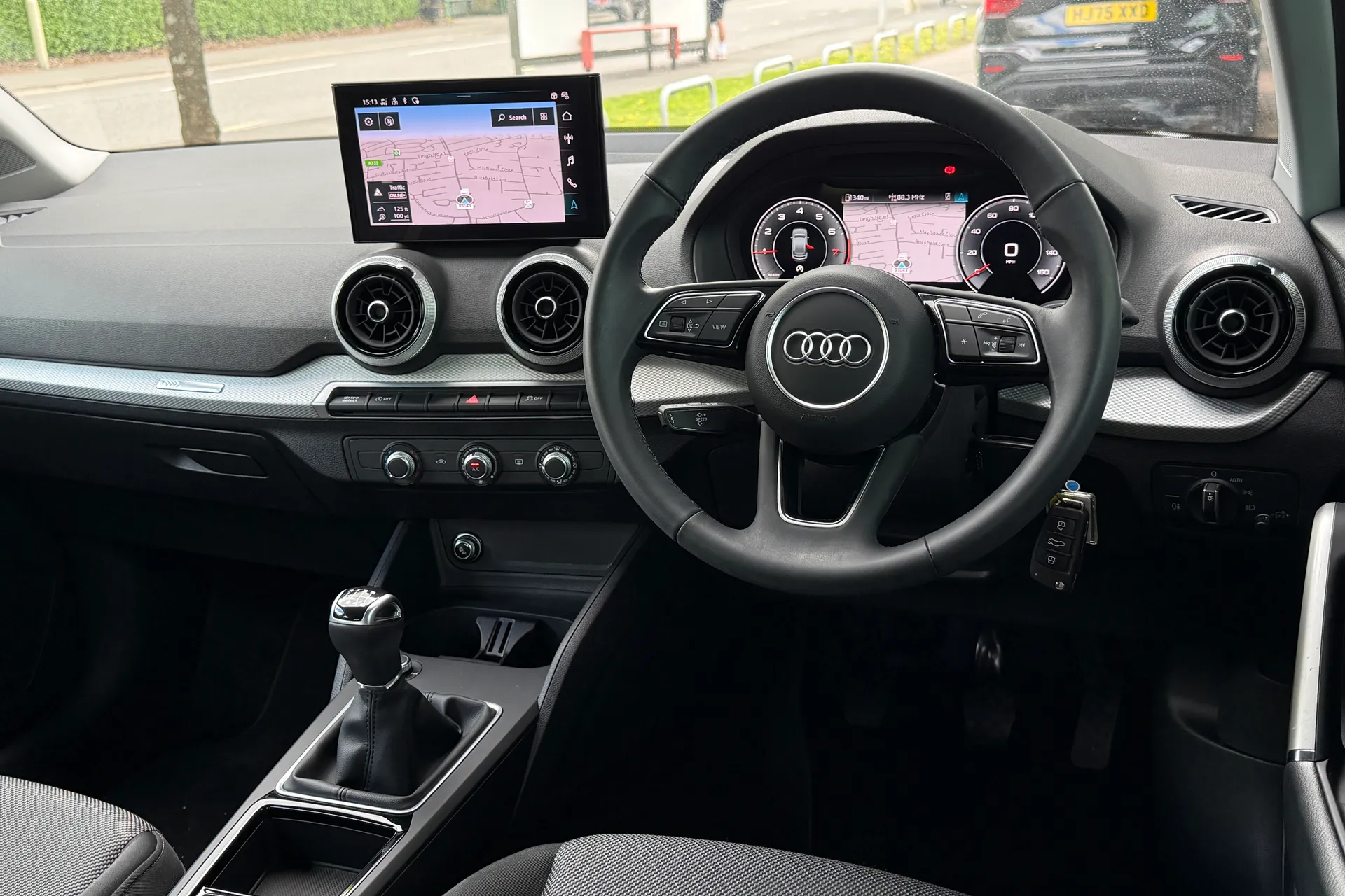 Audi Q2 thumbnail image number 40
