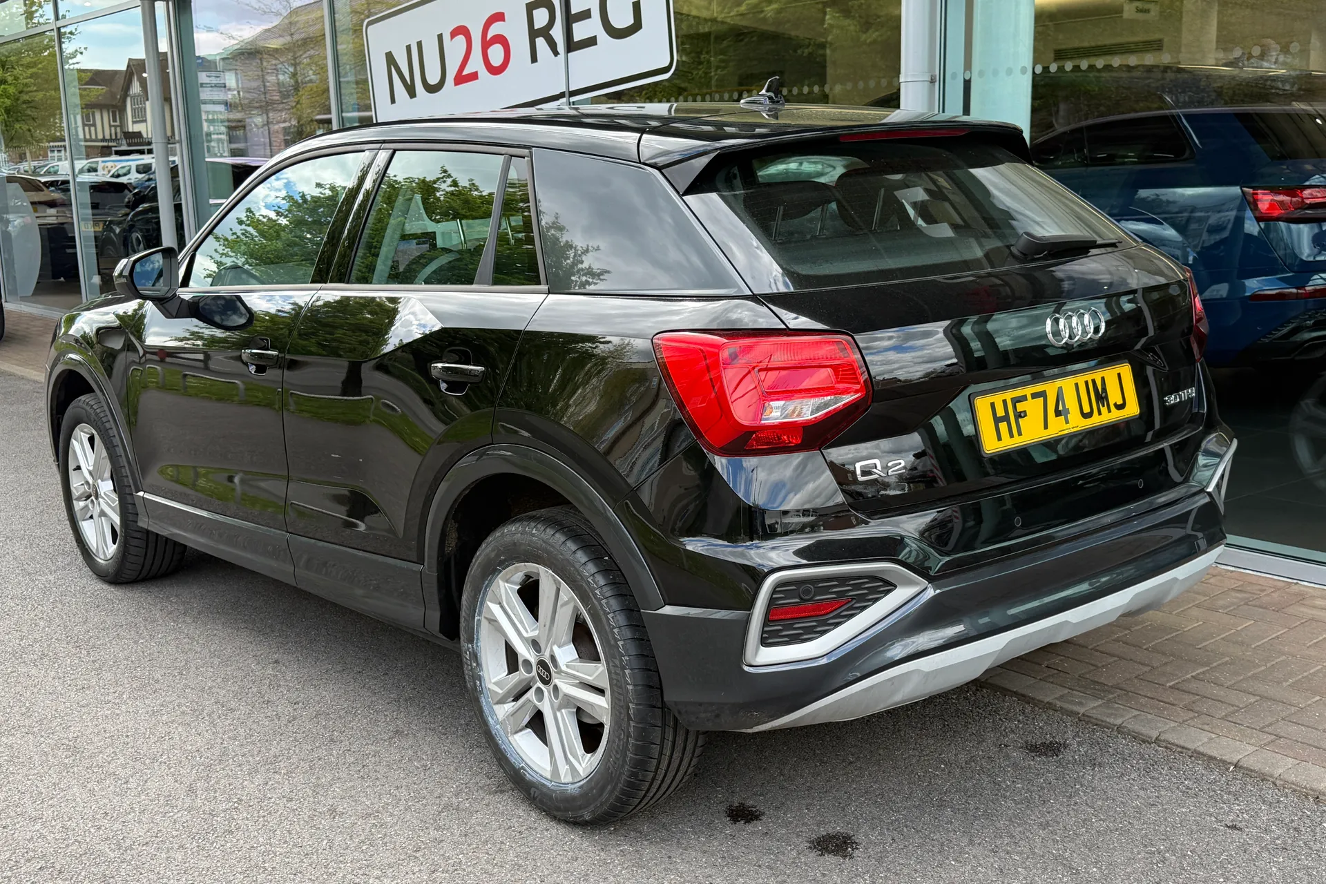 Audi Q2 thumbnail image number 8