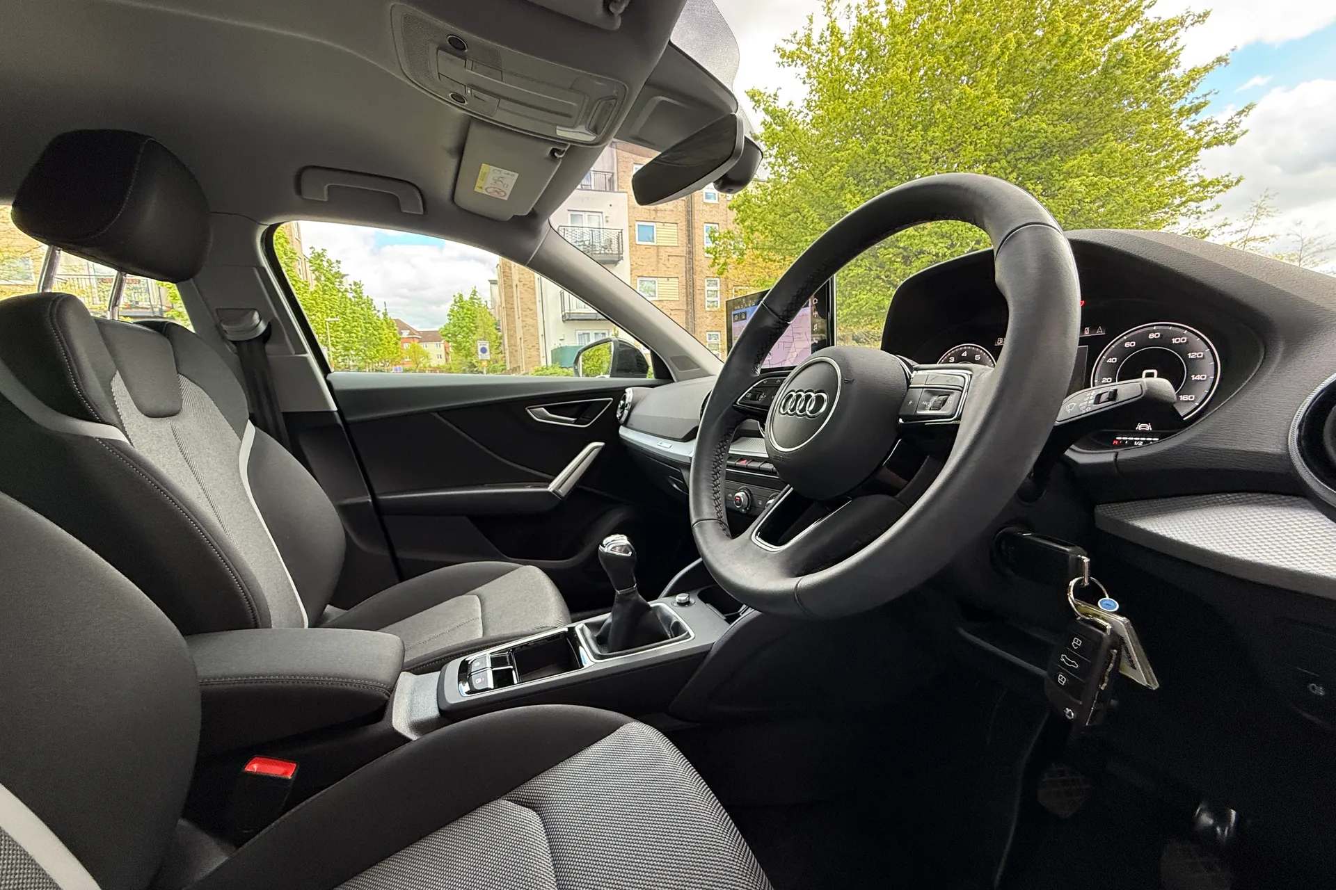 Audi Q2 thumbnail image number 10