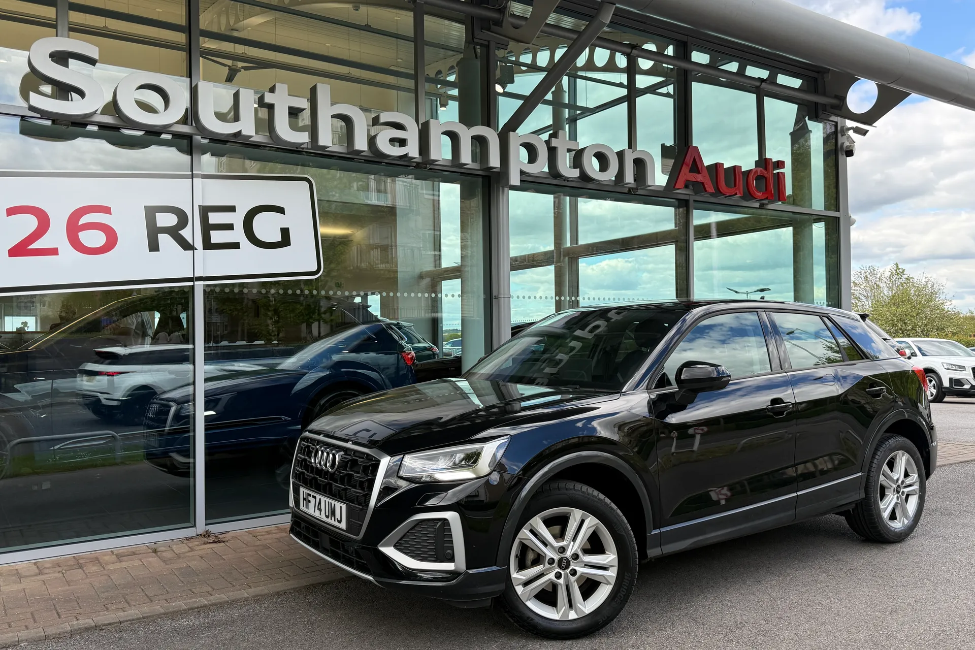 Audi Q2 thumbnail image number 61