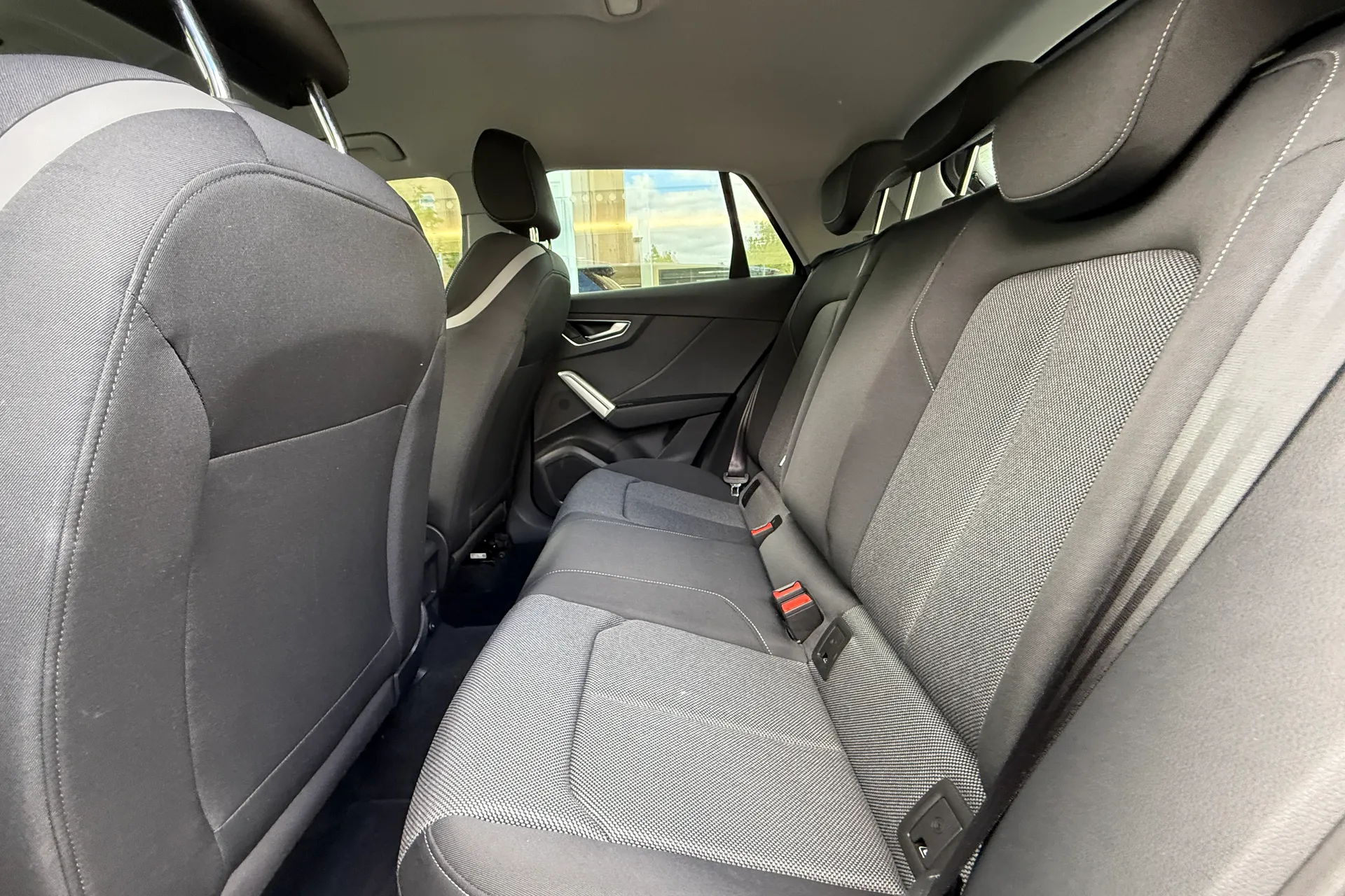 Audi Q2 thumbnail image number 54