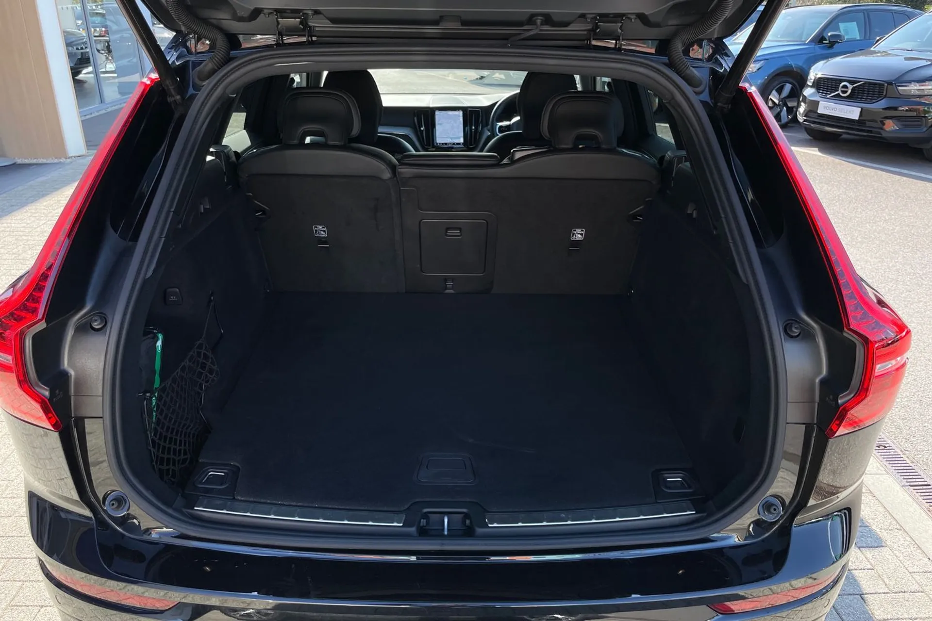 Volvo XC60 thumbnail image number 19