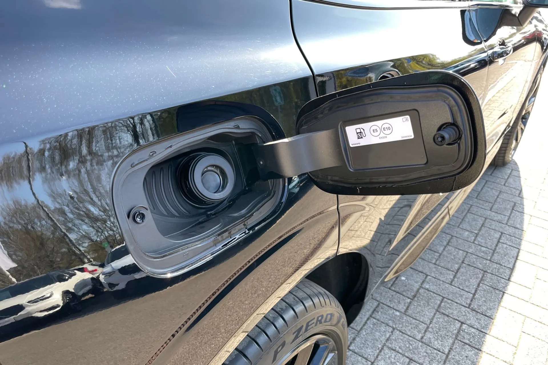 Volvo XC60 thumbnail image number 18