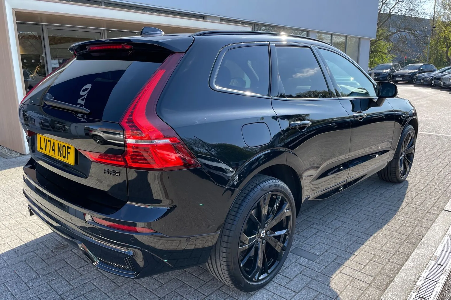 Volvo XC60 thumbnail image number 7