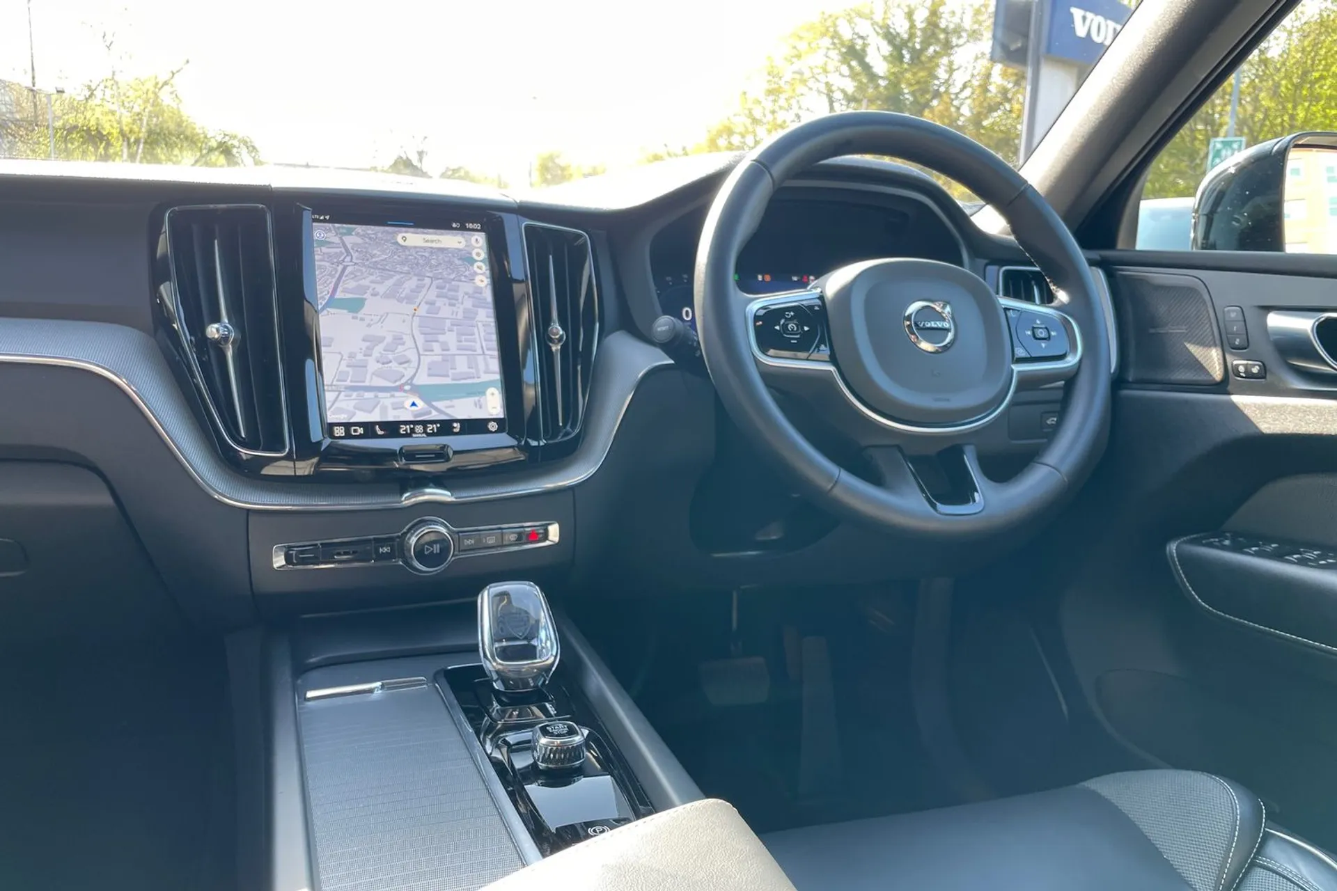 Volvo XC60 thumbnail image number 35