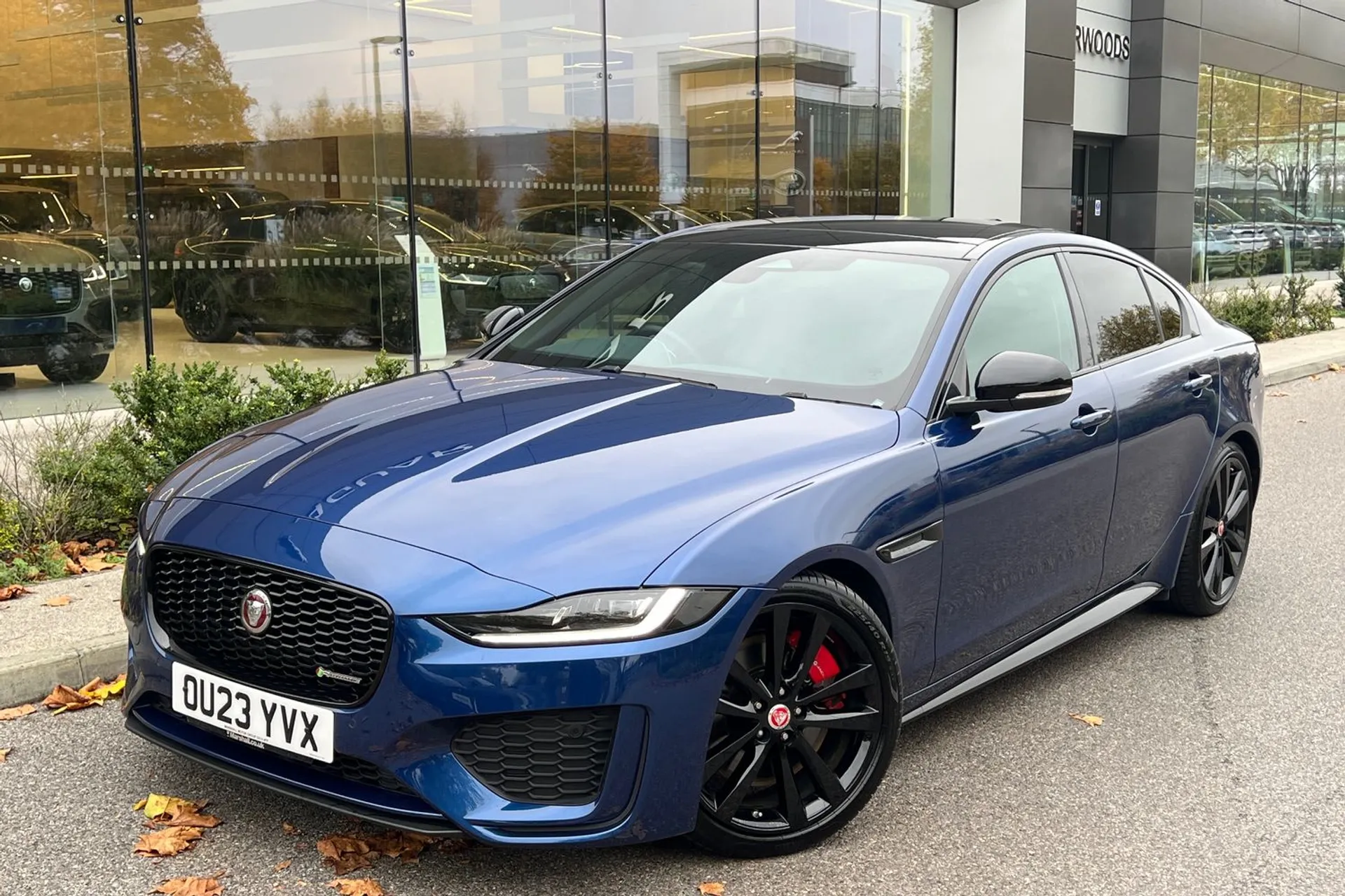 Jaguar XE thumbnail image number 12