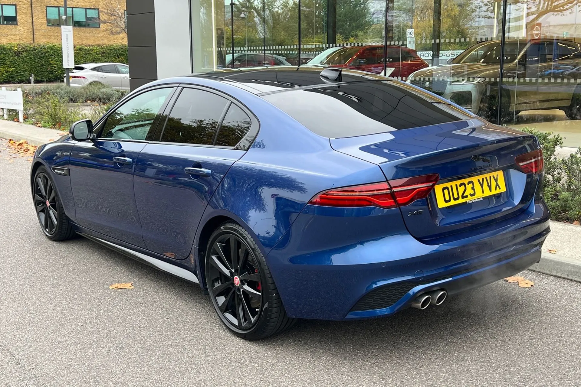 Jaguar XE thumbnail image number 11