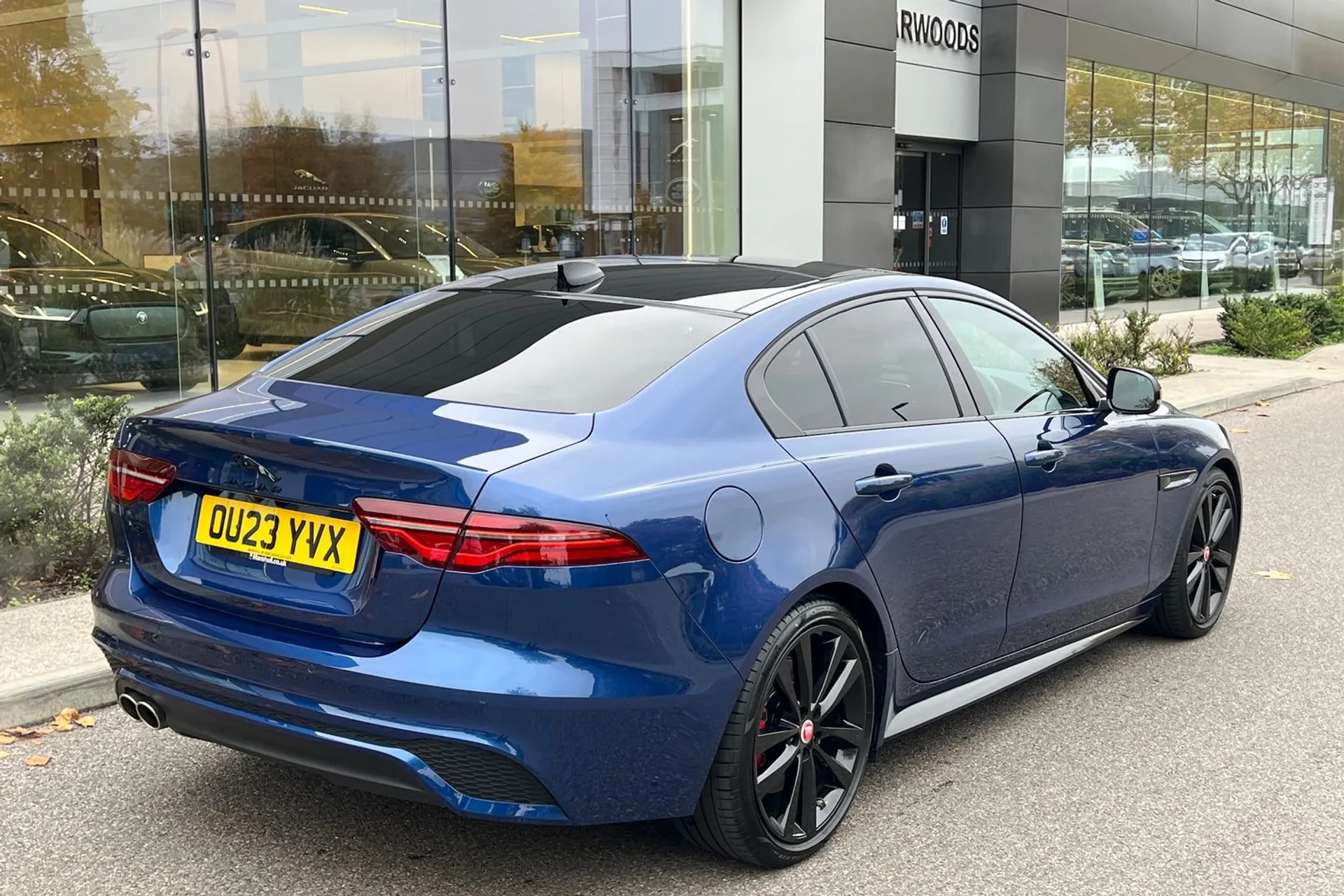 Jaguar XE thumbnail image number 9