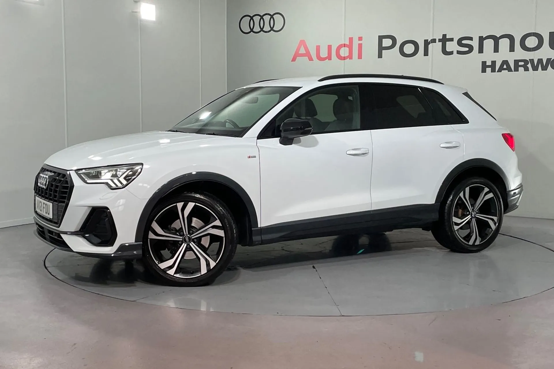 Audi Q3 thumbnail image number 5