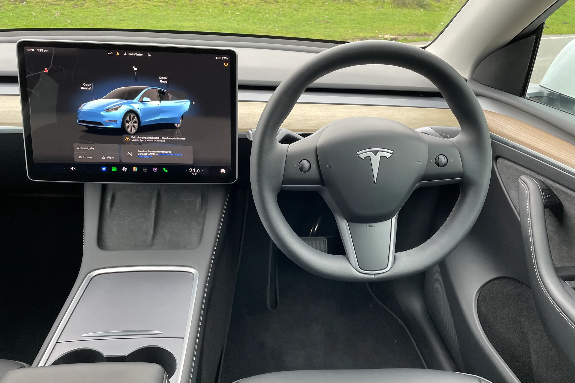 TESLA MODEL Y thumbnail image number 31