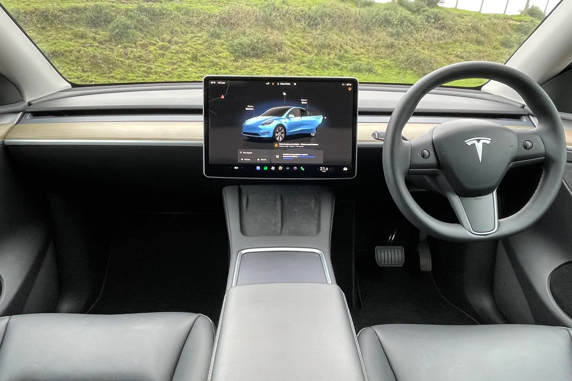 TESLA MODEL Y thumbnail image number 29