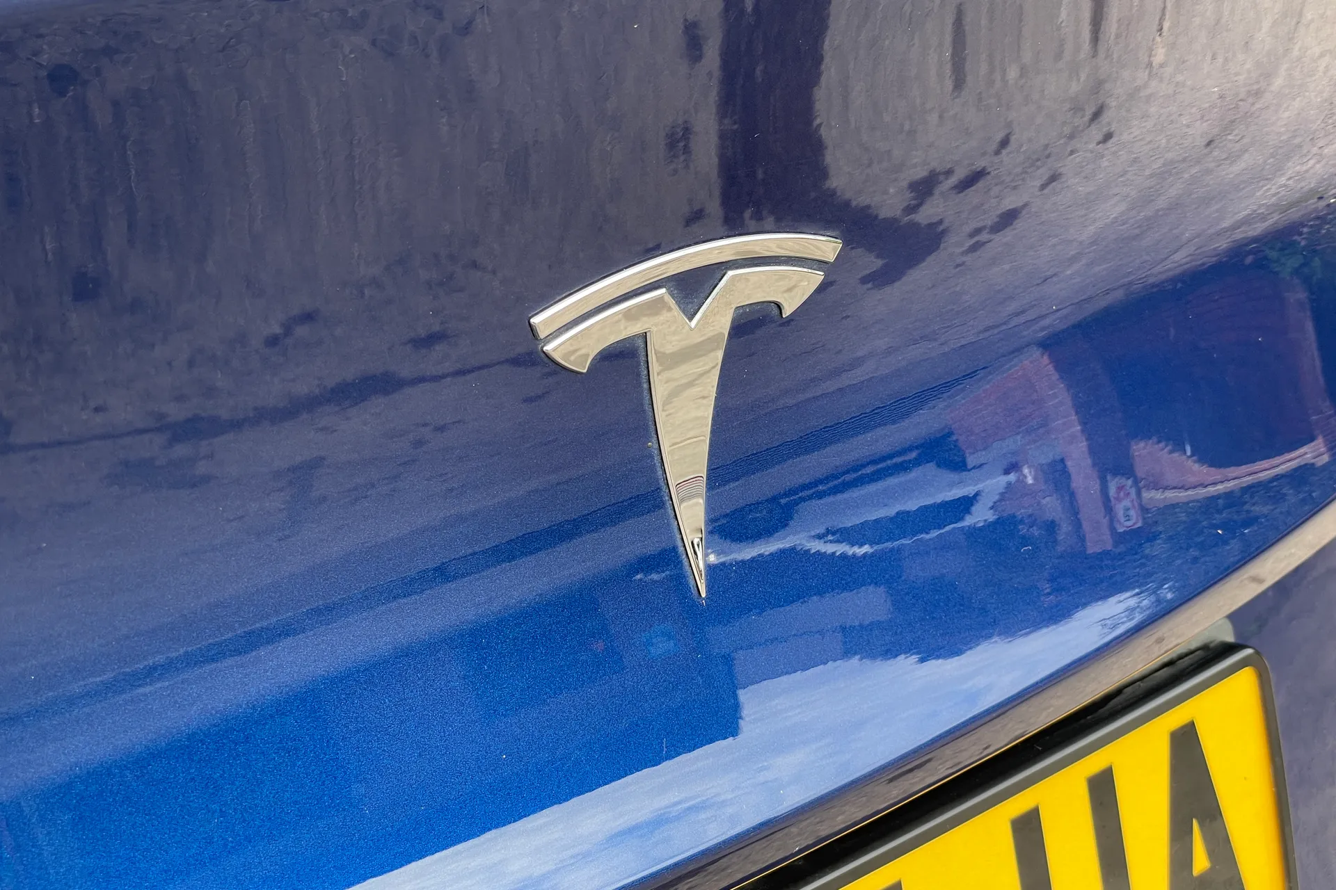 TESLA MODEL Y thumbnail image number 47