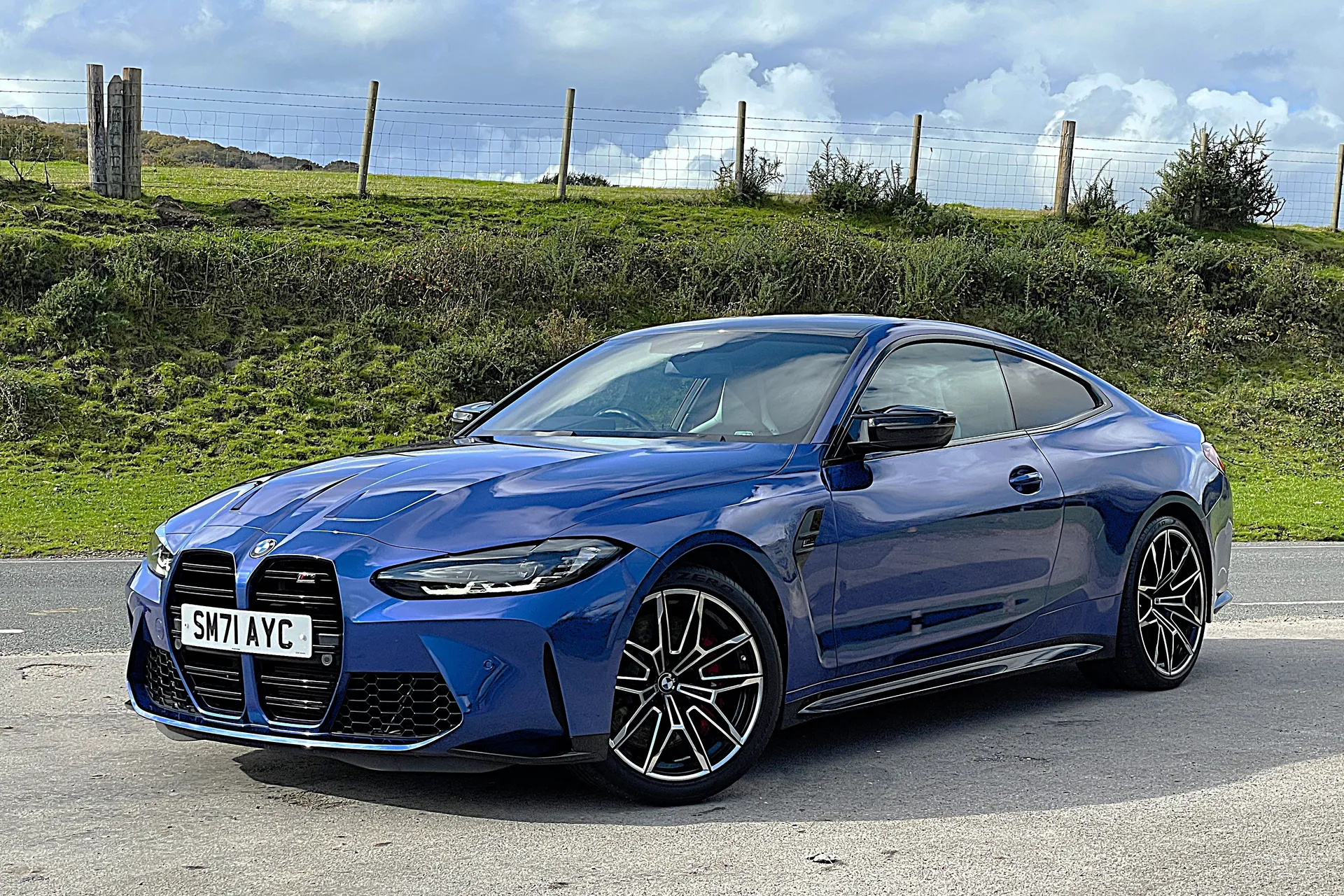 BMW M4 thumbnail image number 7