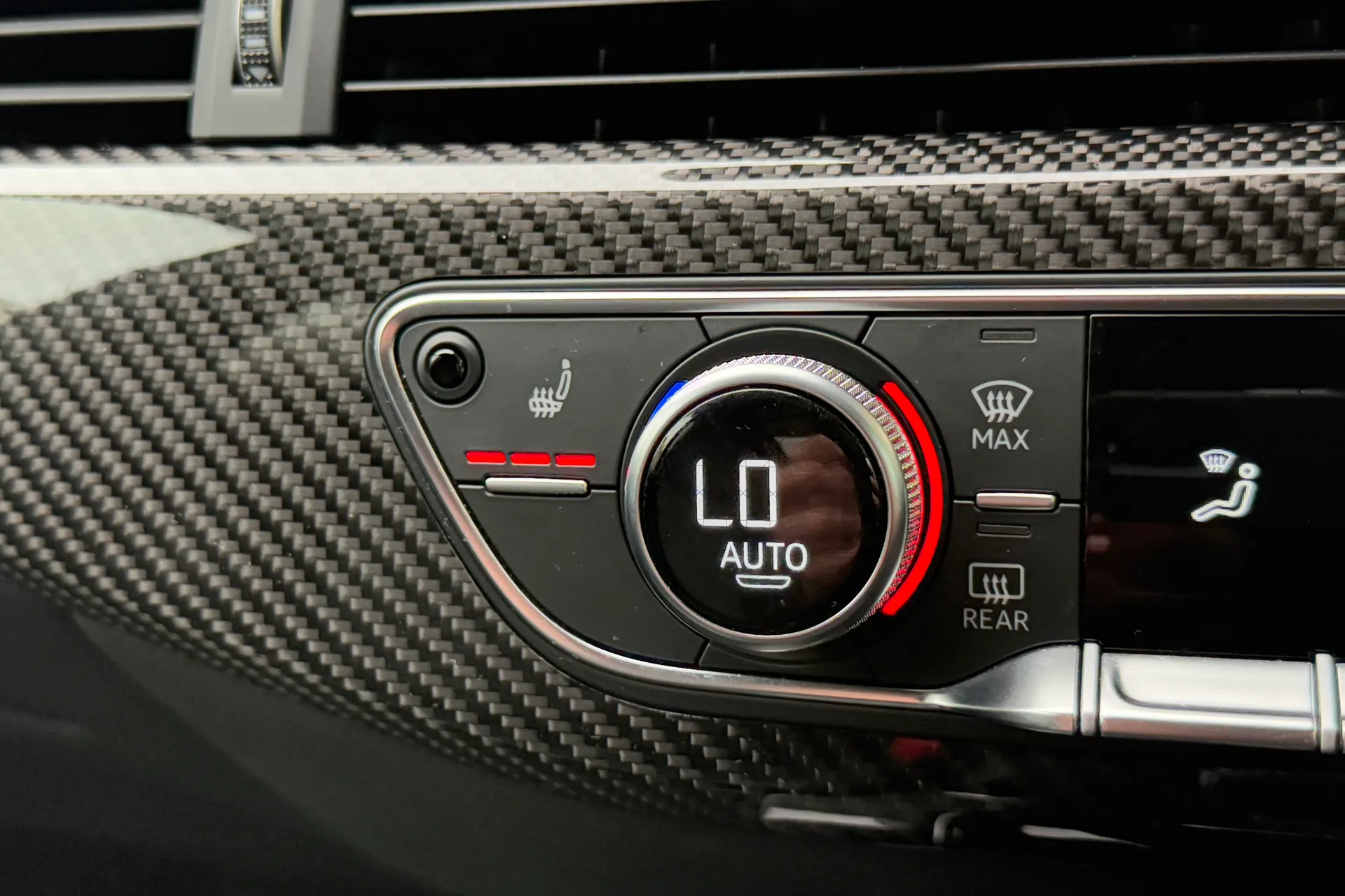 Audi RS4 thumbnail image number 8