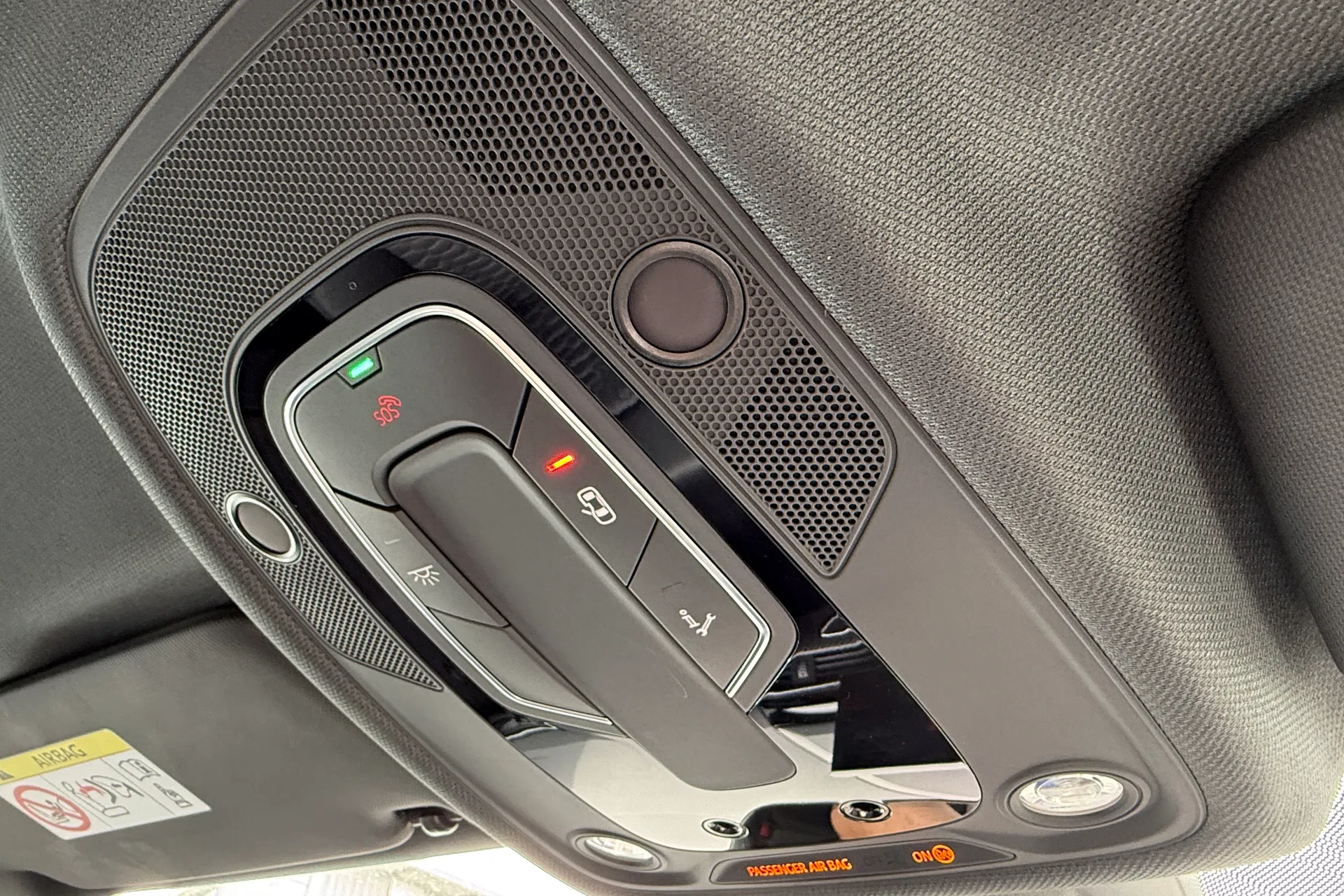 Audi RS4 thumbnail image number 30