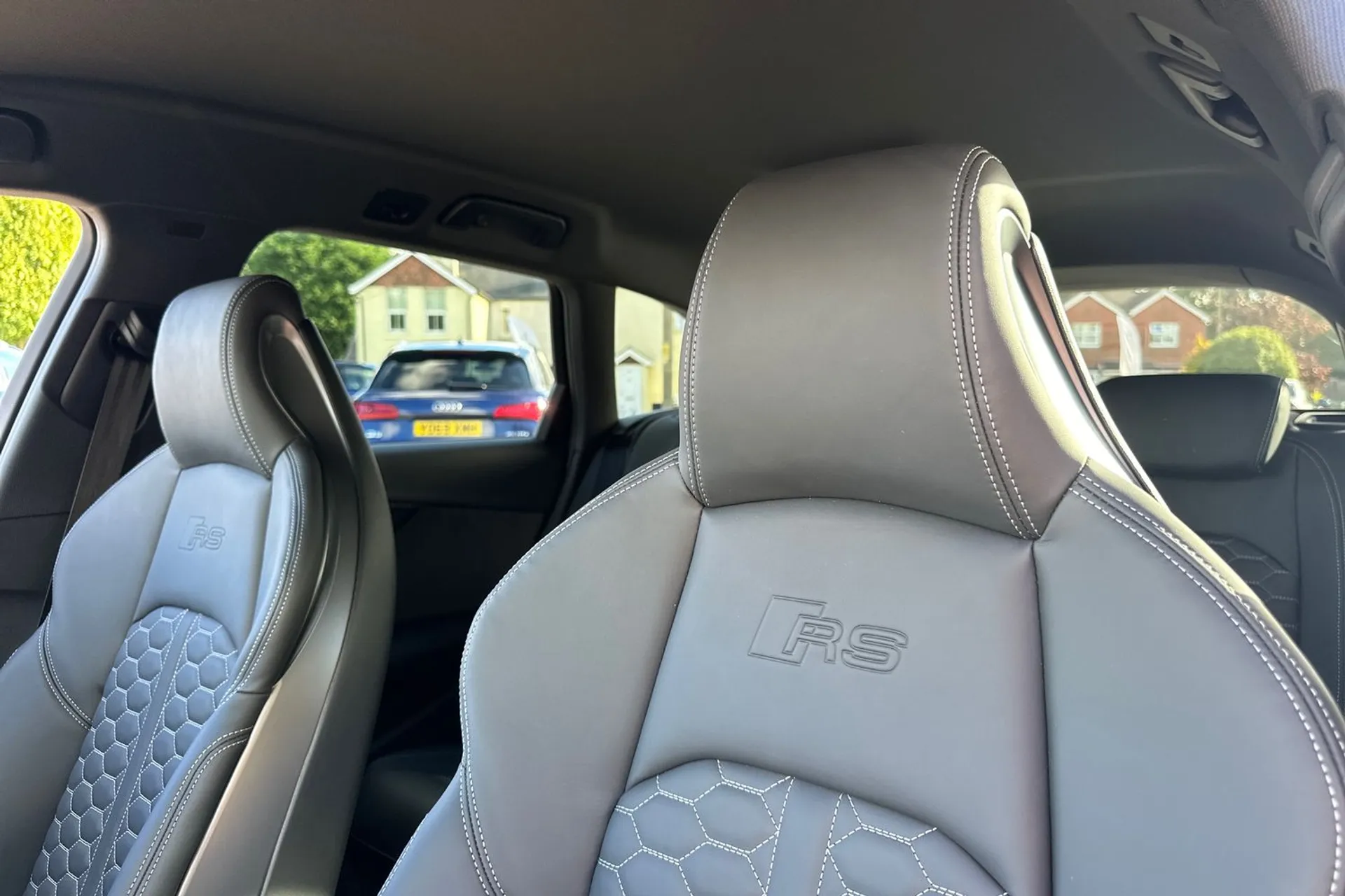 Audi RS4 thumbnail image number 66