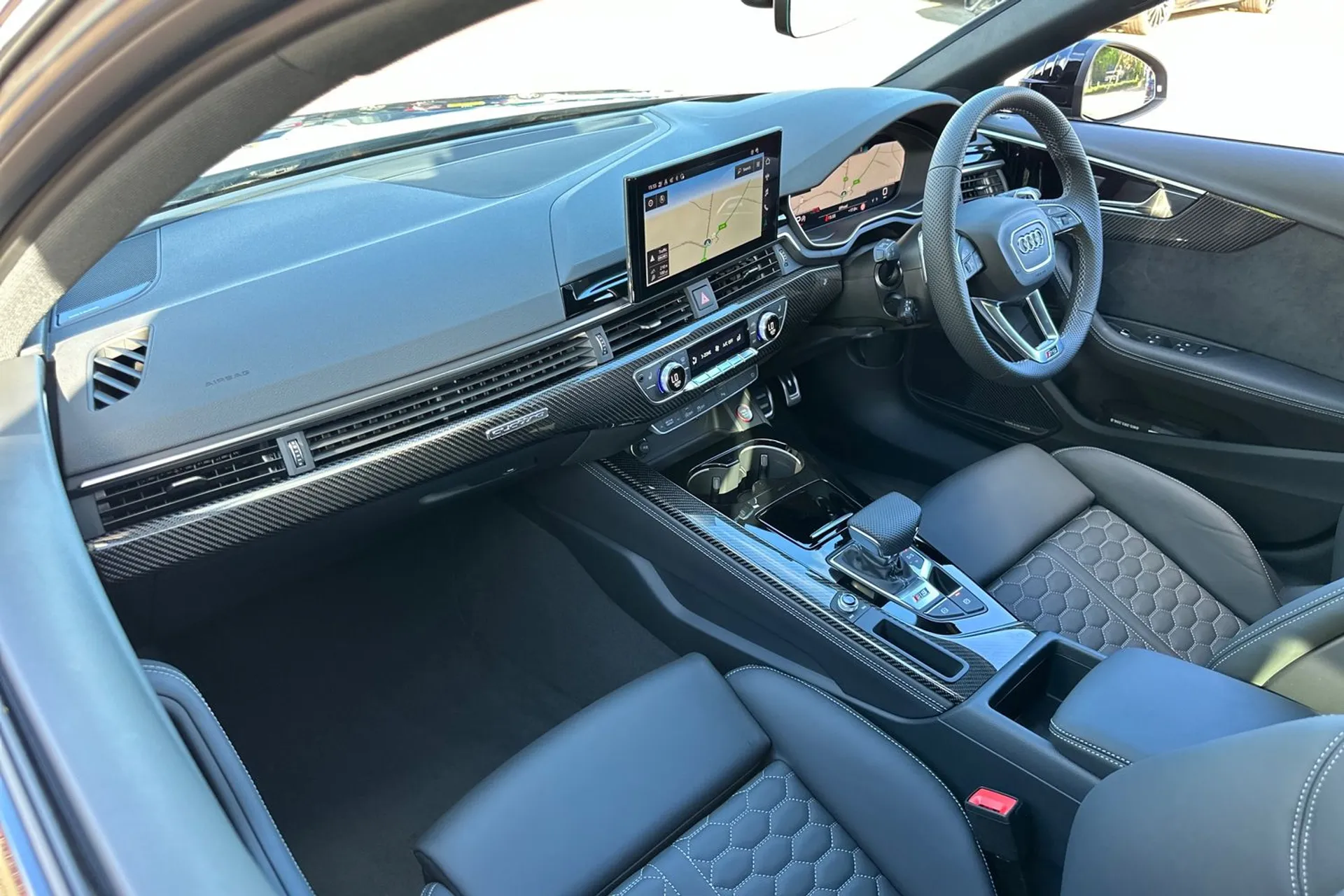 Audi RS4 thumbnail image number 62