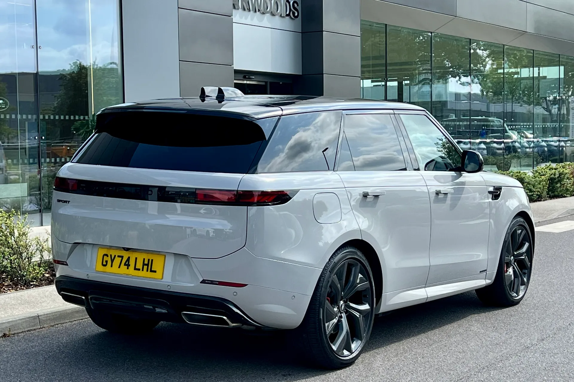LAND ROVER RANGE ROVER SPORT thumbnail image number 12
