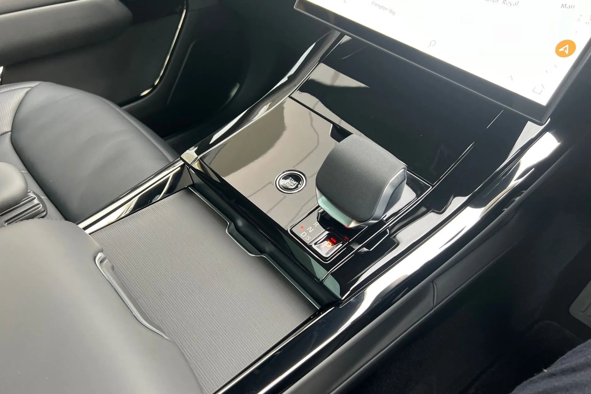 LAND ROVER RANGE ROVER SPORT thumbnail image number 74