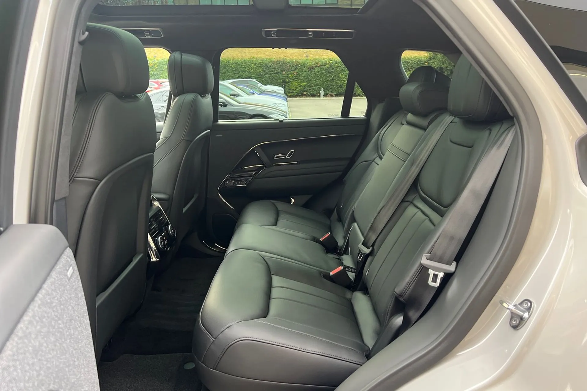 LAND ROVER RANGE ROVER SPORT thumbnail image number 59