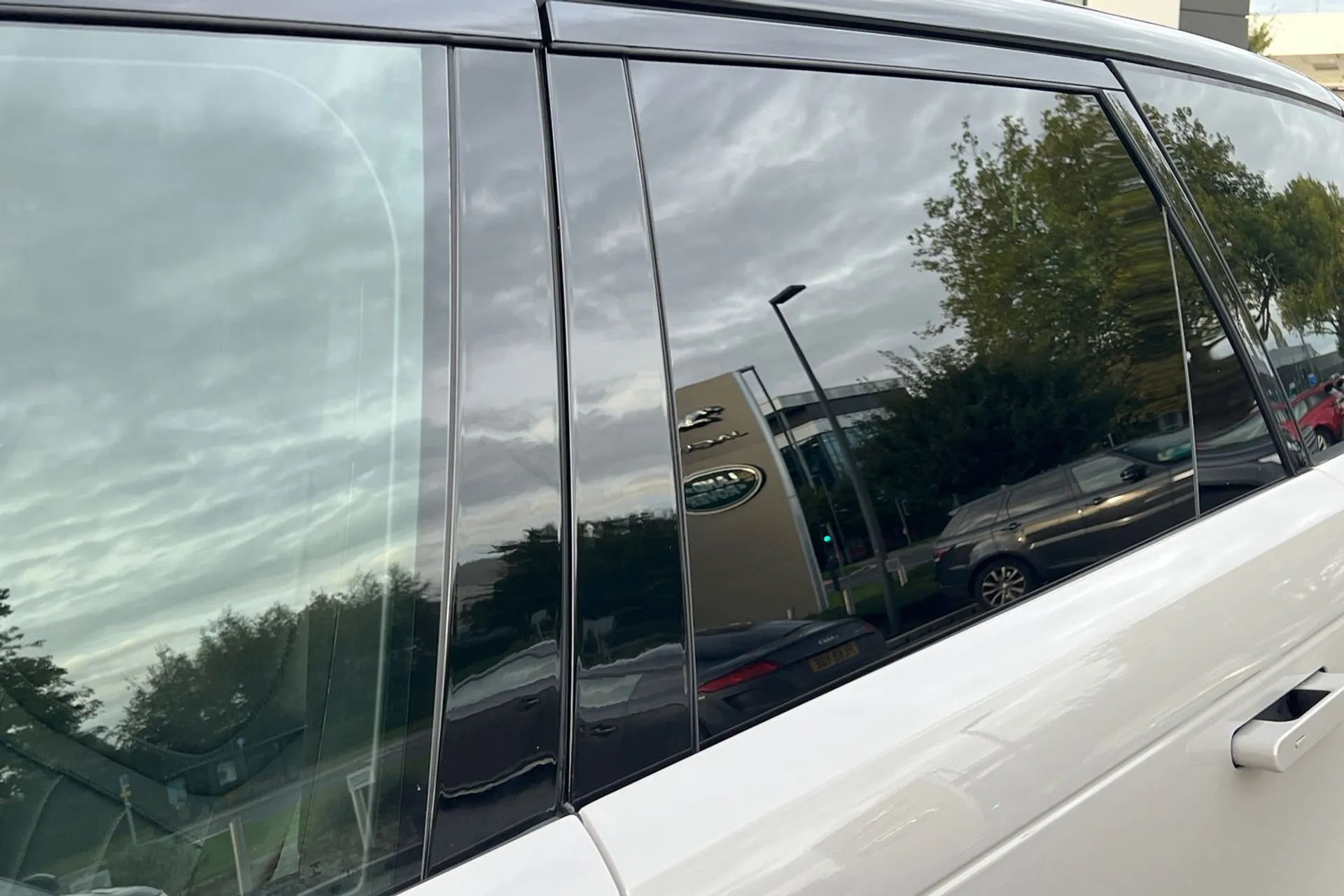 LAND ROVER RANGE ROVER SPORT thumbnail image number 29