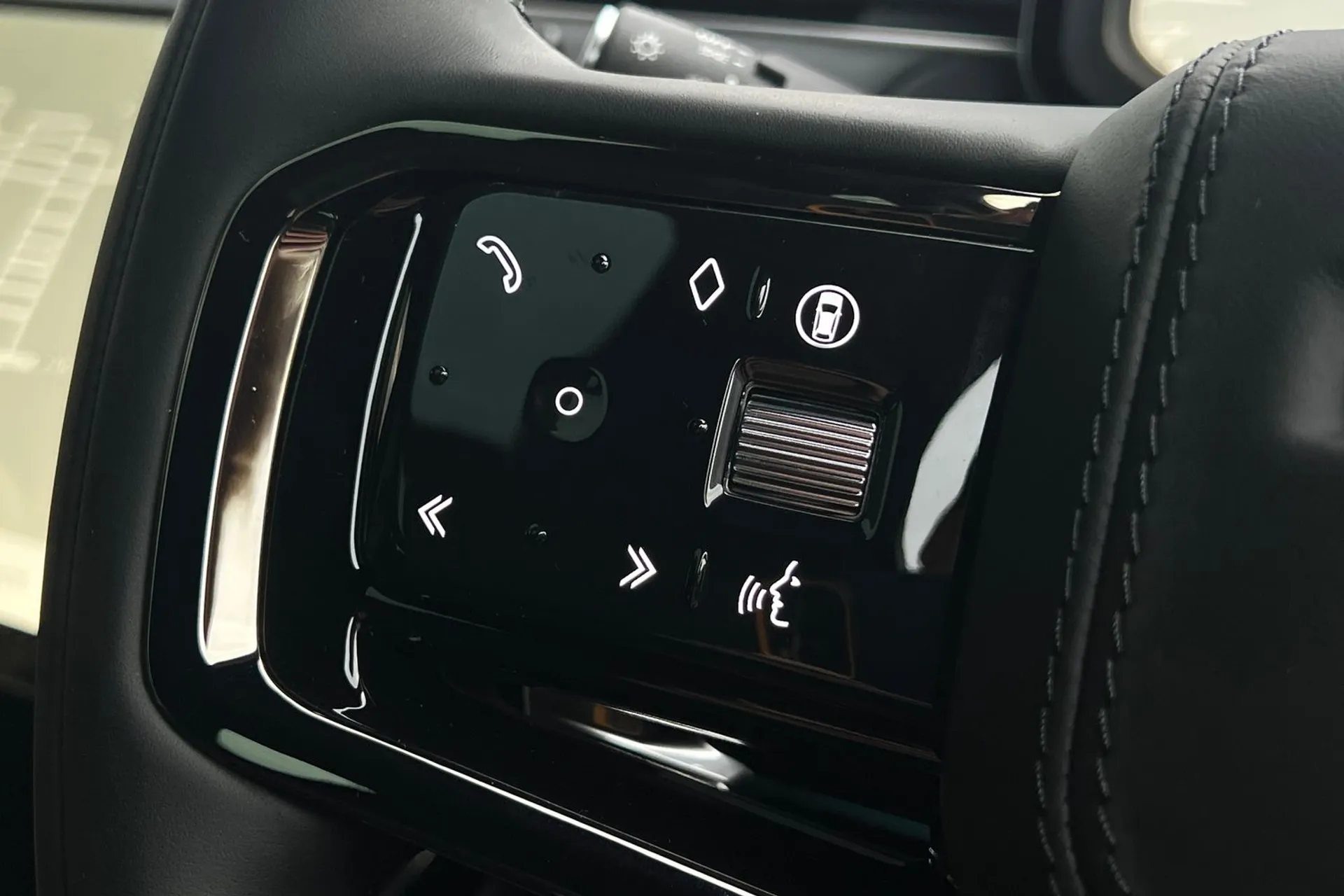 LAND ROVER RANGE ROVER SPORT thumbnail image number 61
