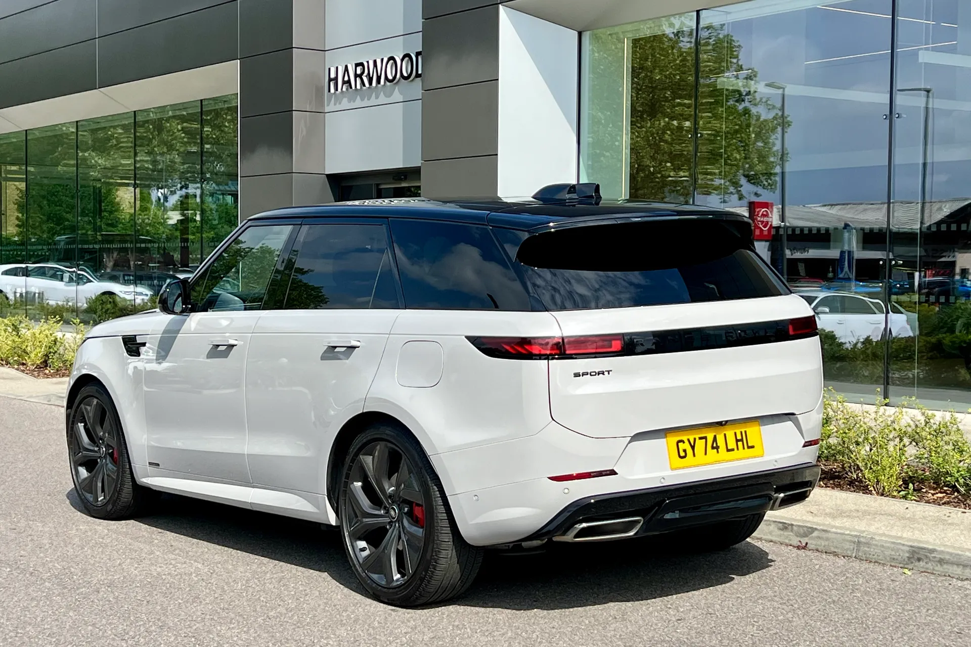 LAND ROVER RANGE ROVER SPORT thumbnail image number 19