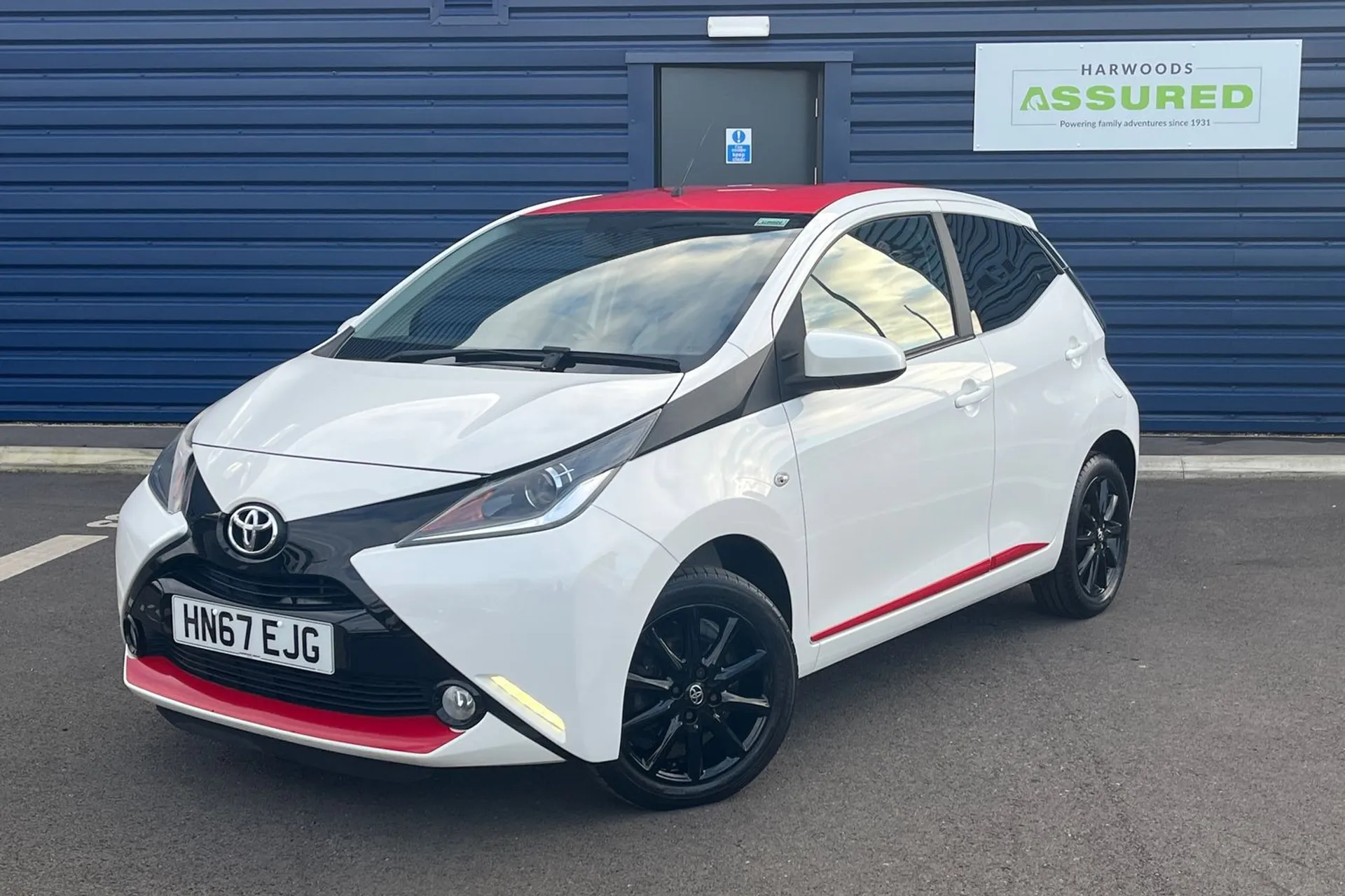 TOYOTA Aygo thumbnail image number 11