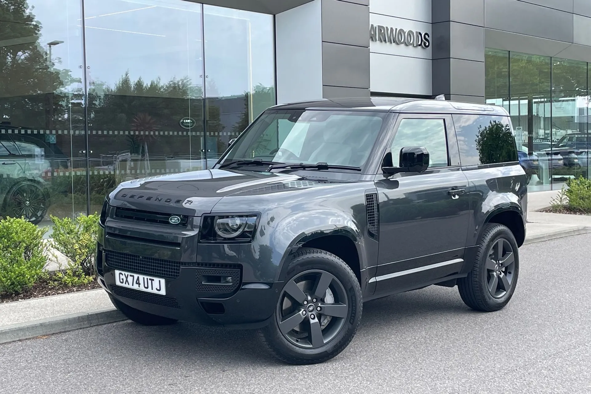 LAND ROVER Defender 90 thumbnail image number 17