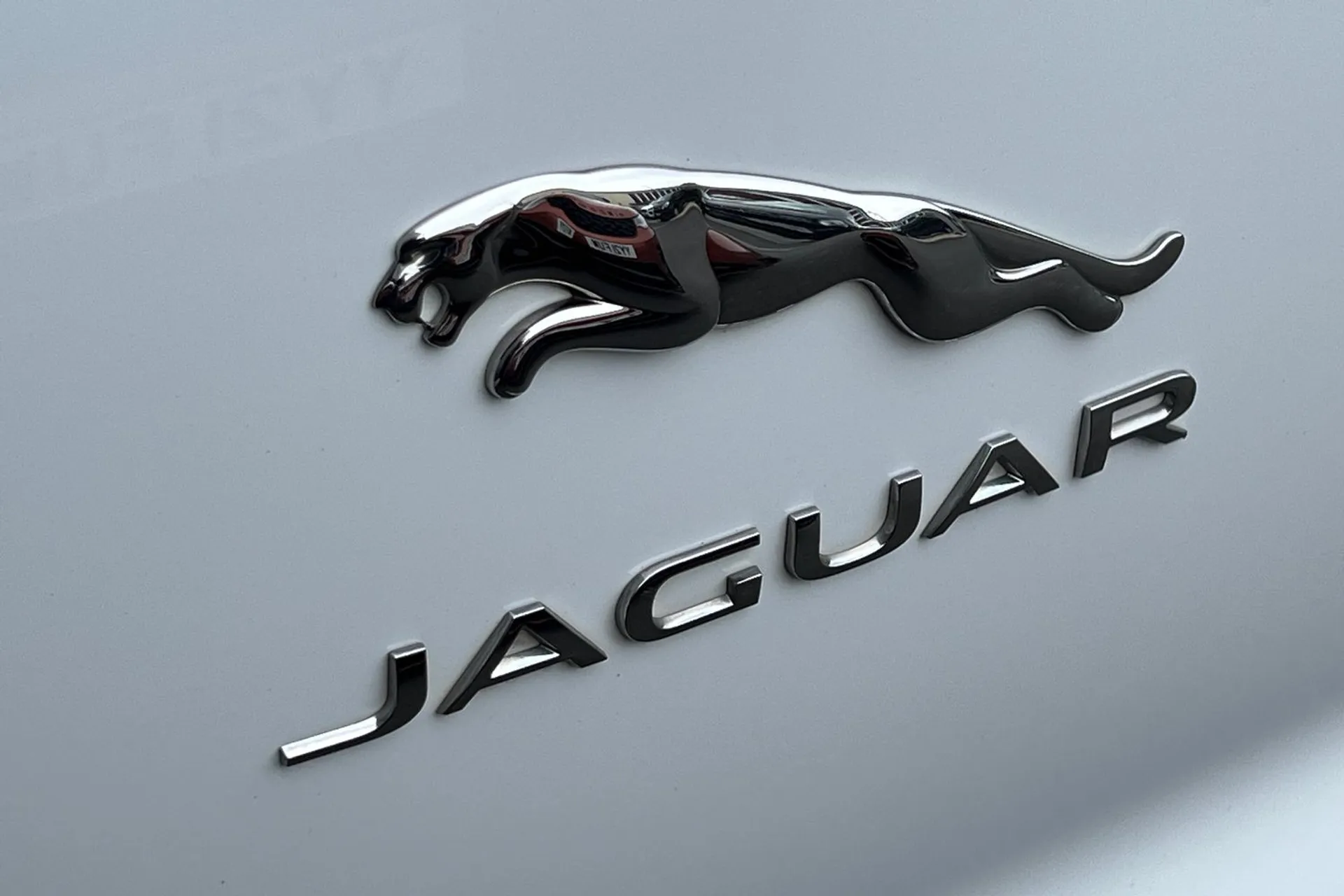 Jaguar I-PACE thumbnail image number 60