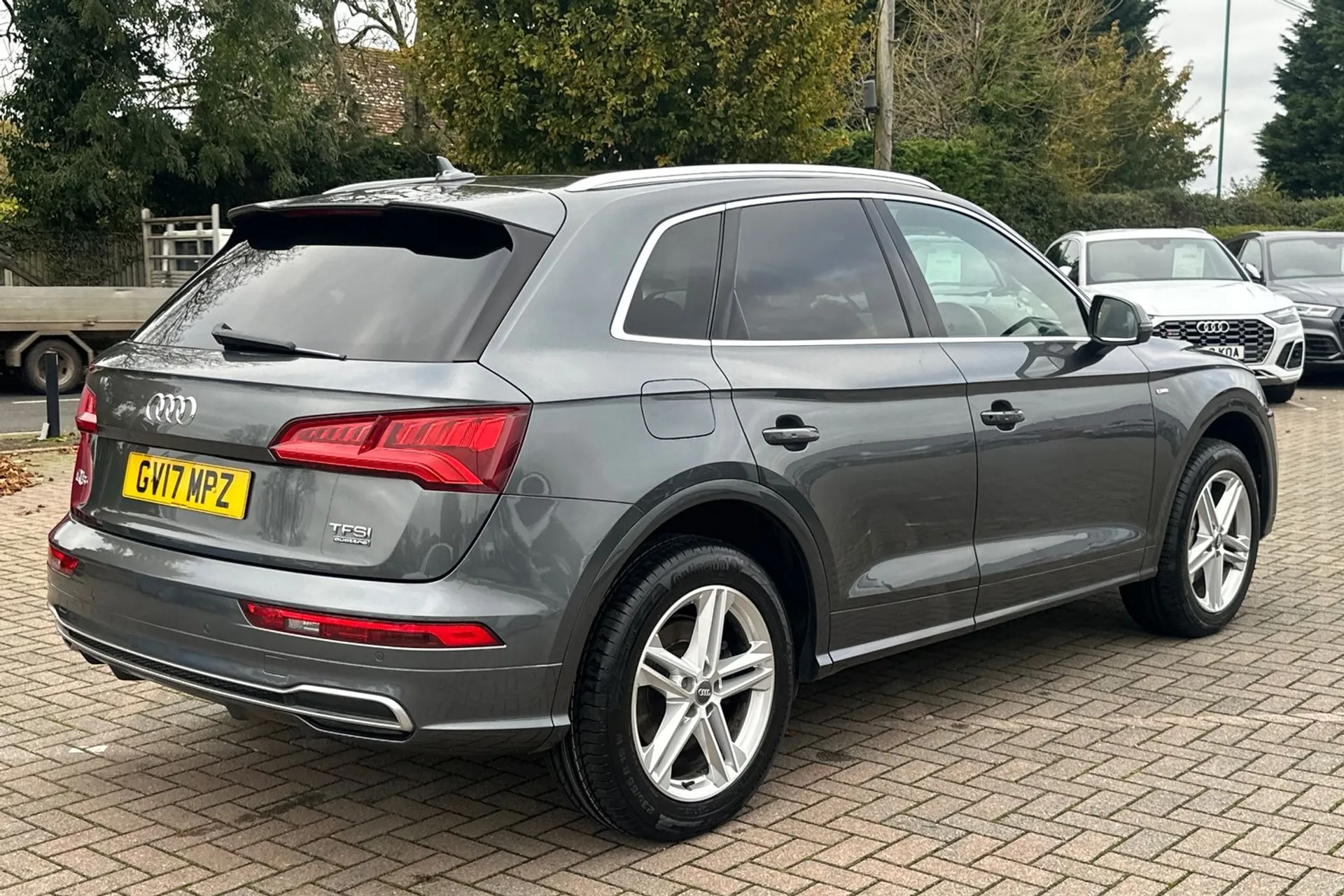 Audi Q5 thumbnail image number 5