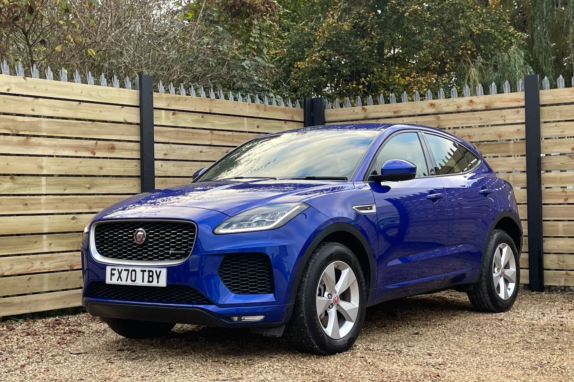 Jaguar E-PACE thumbnail image number 10