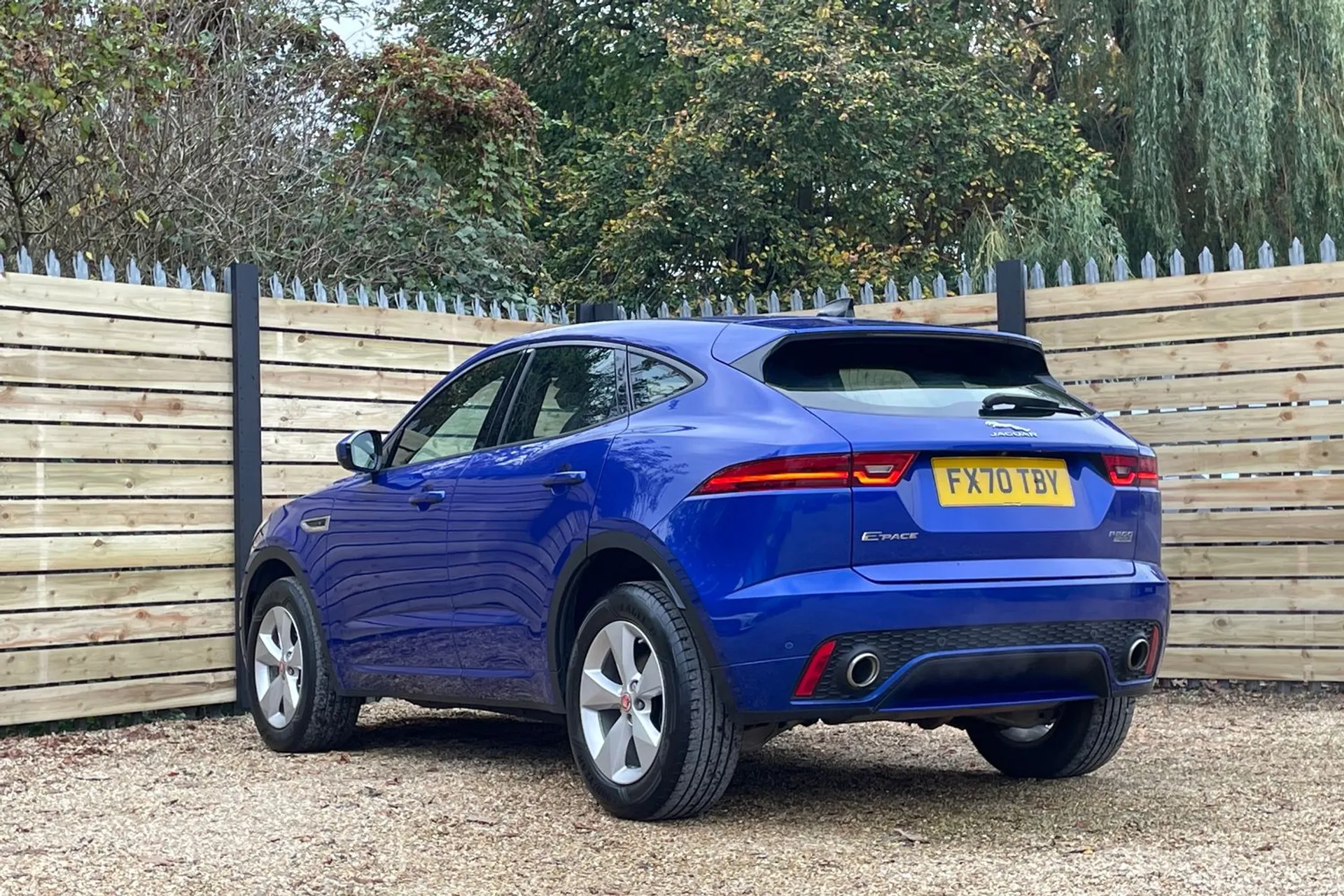 Jaguar E-PACE thumbnail image number 8