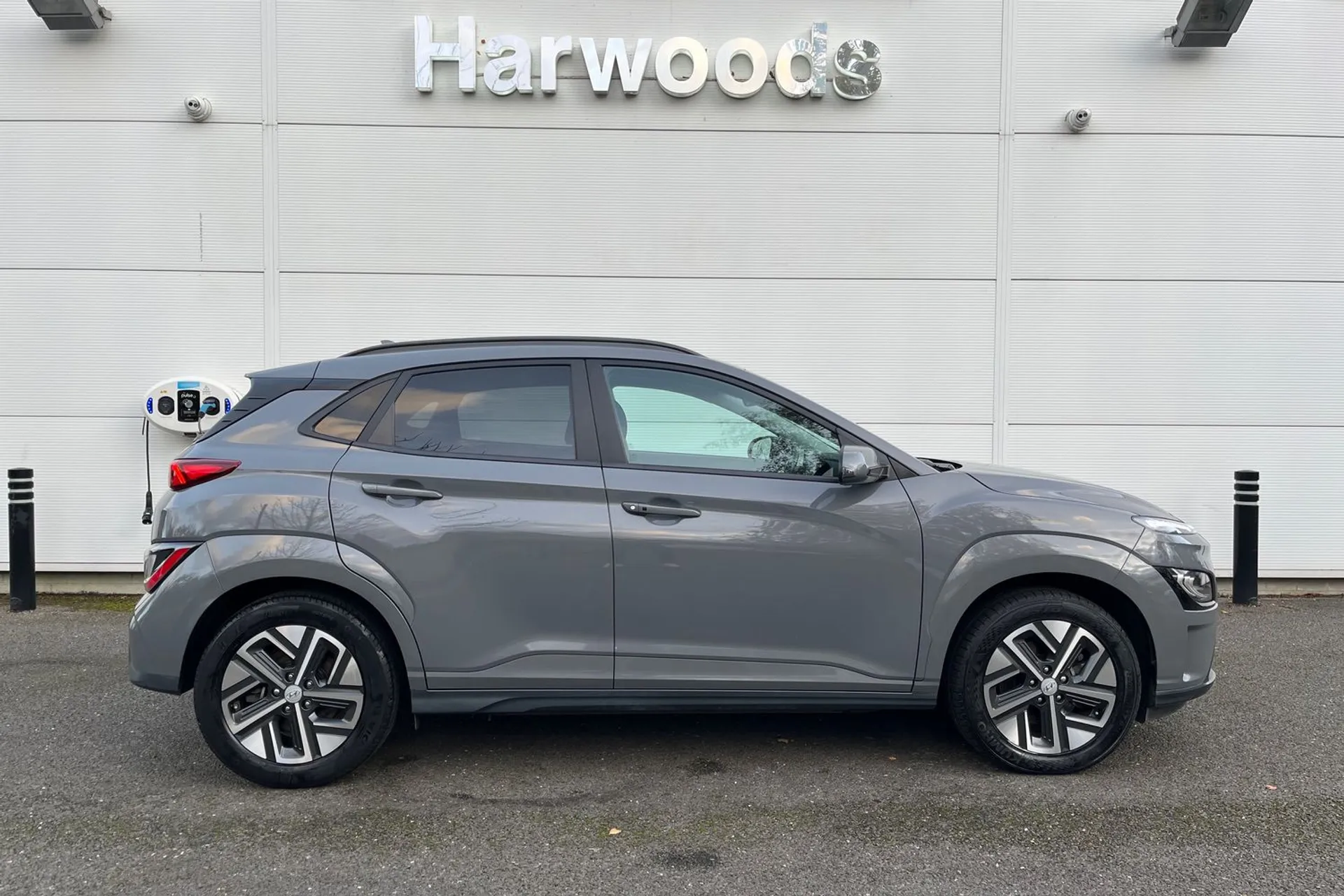 HYUNDAI KONA thumbnail image number 2