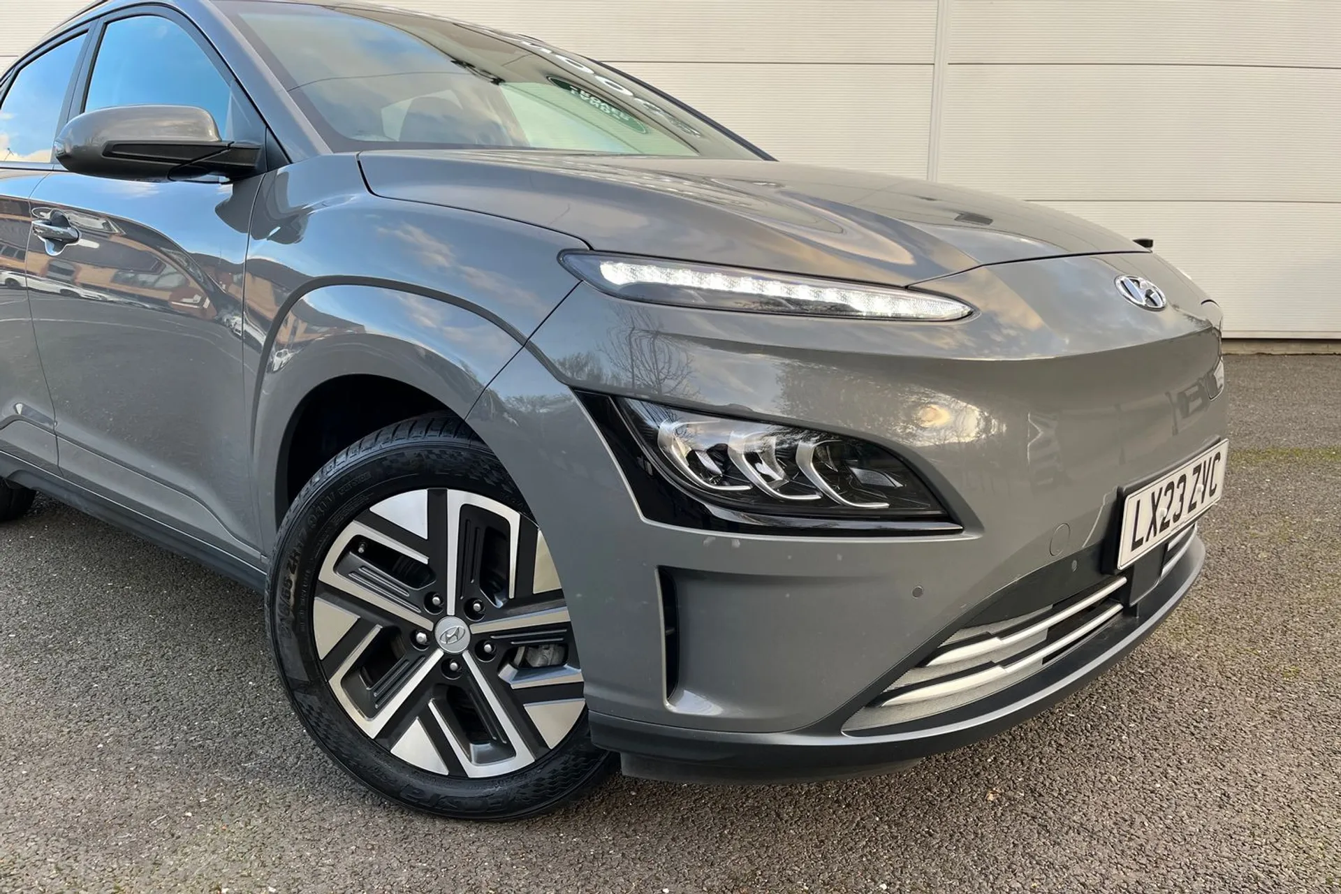 HYUNDAI KONA thumbnail image number 6