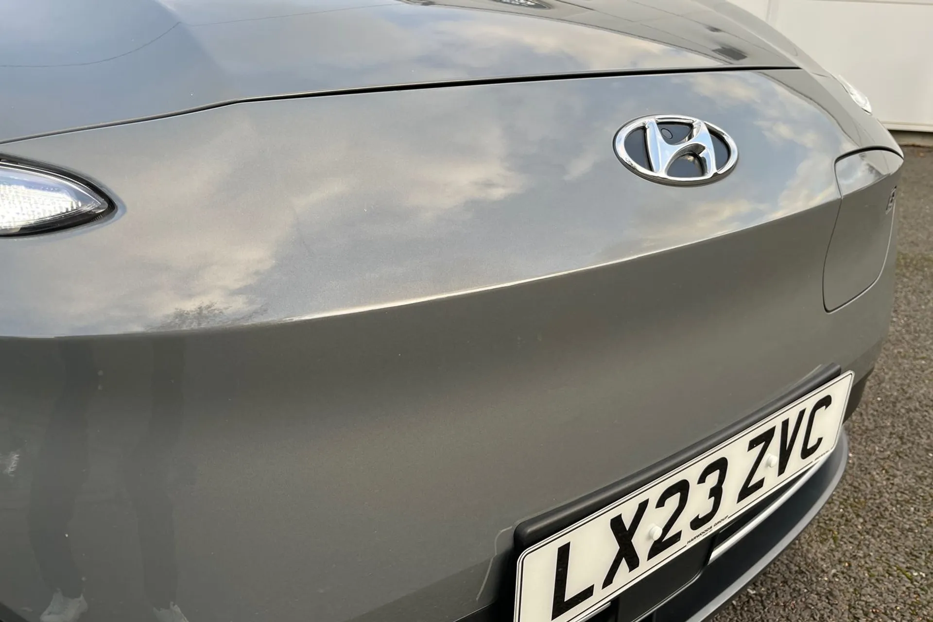 HYUNDAI KONA thumbnail image number 13